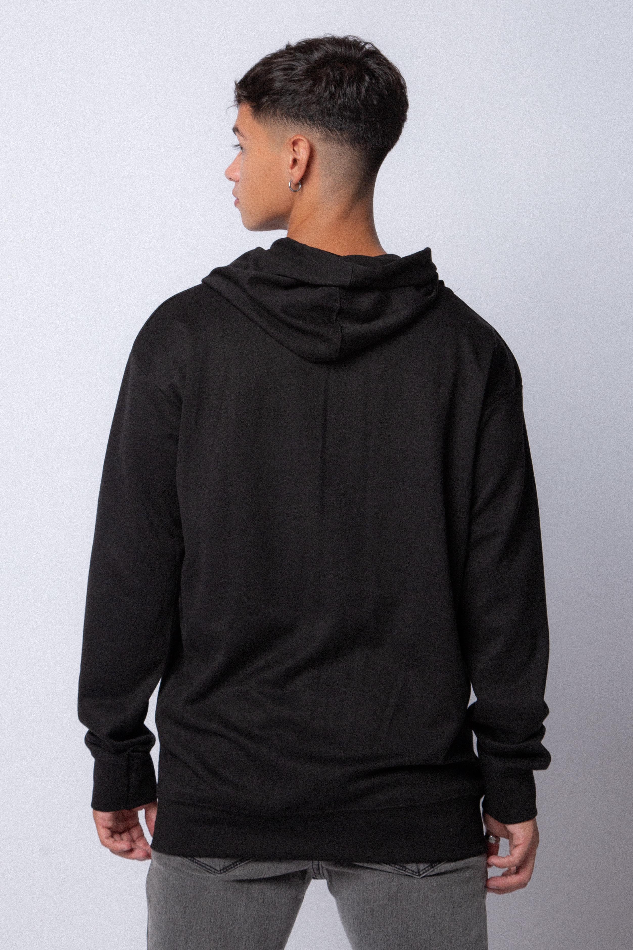 Buzo Canguro Shag Negro