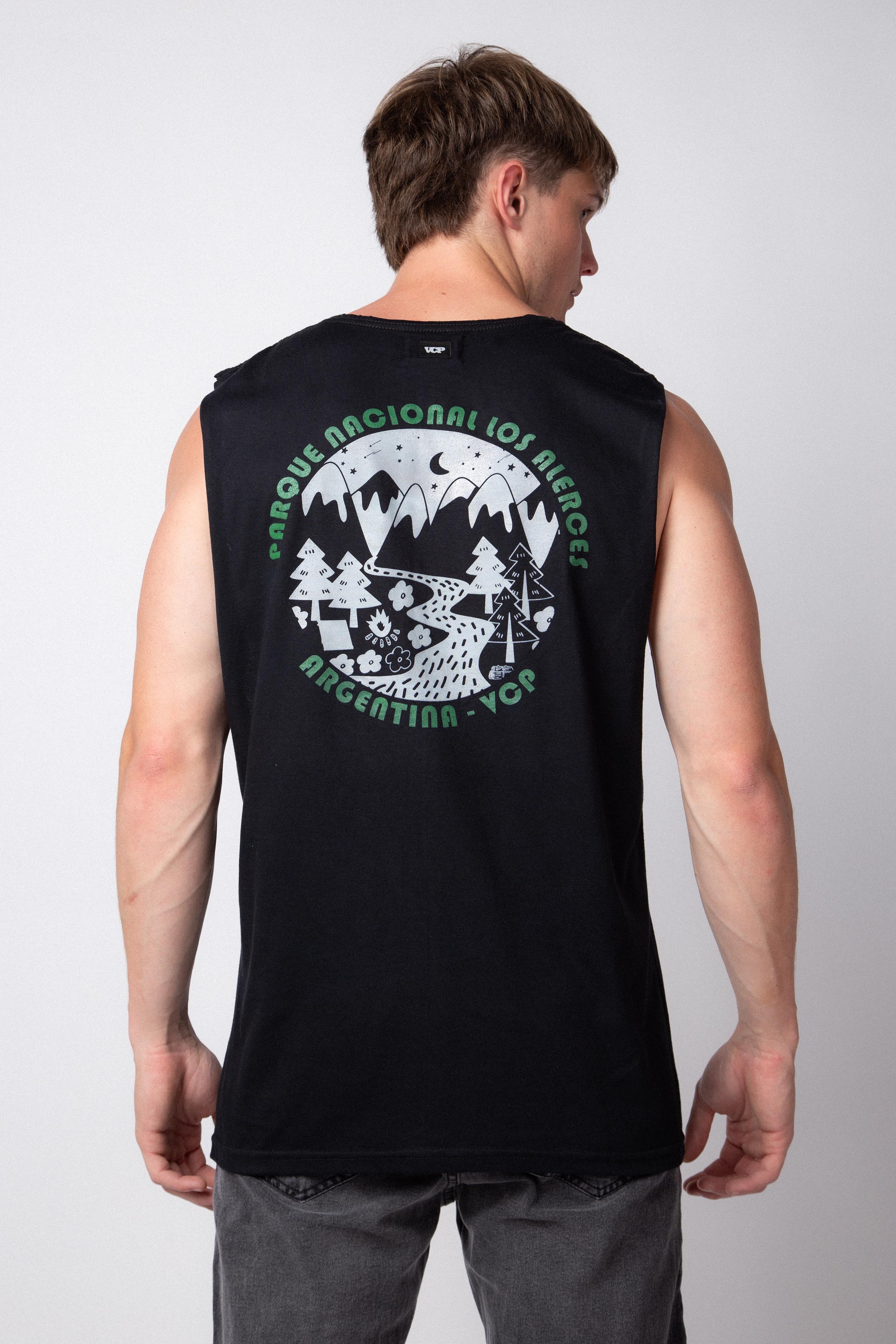 Musculosa Sudadera Alerces Negra