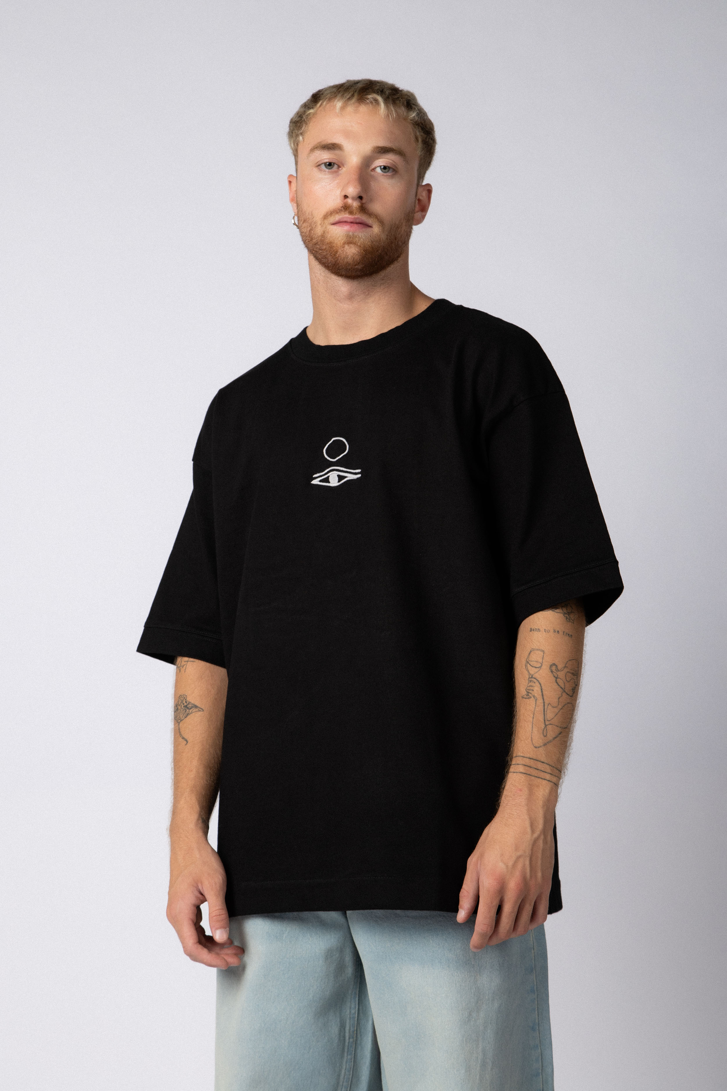 Remera Over GR Asana Negra