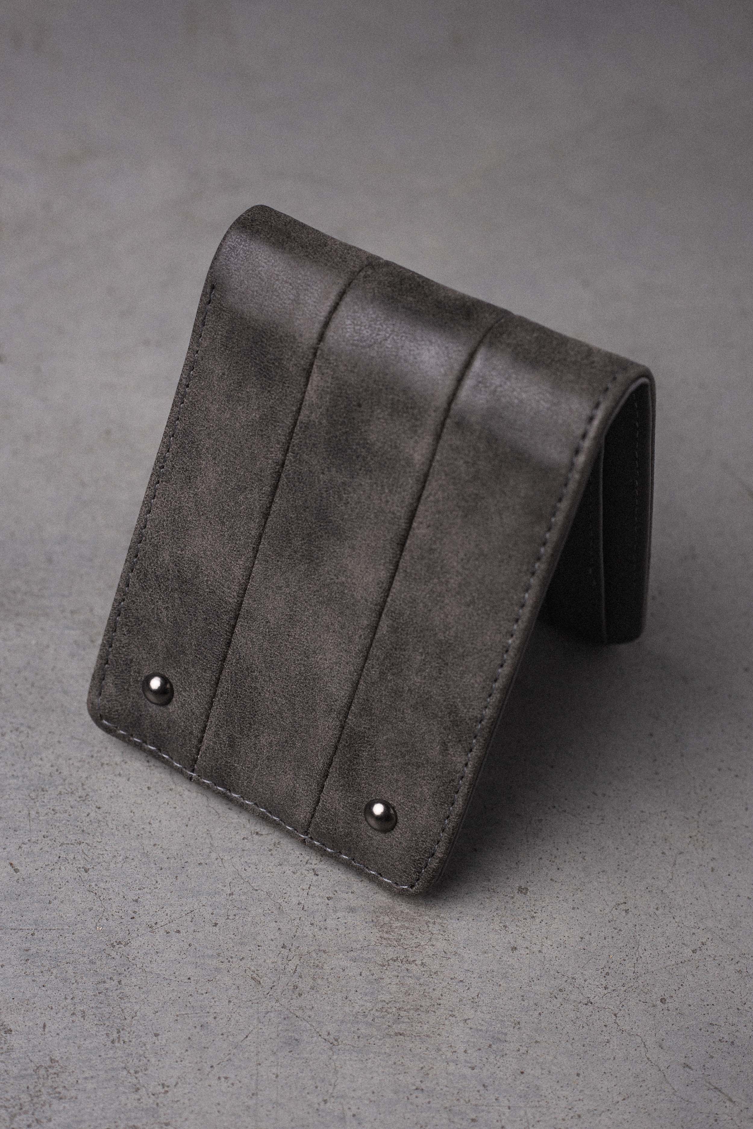 Billetera Atha Gris