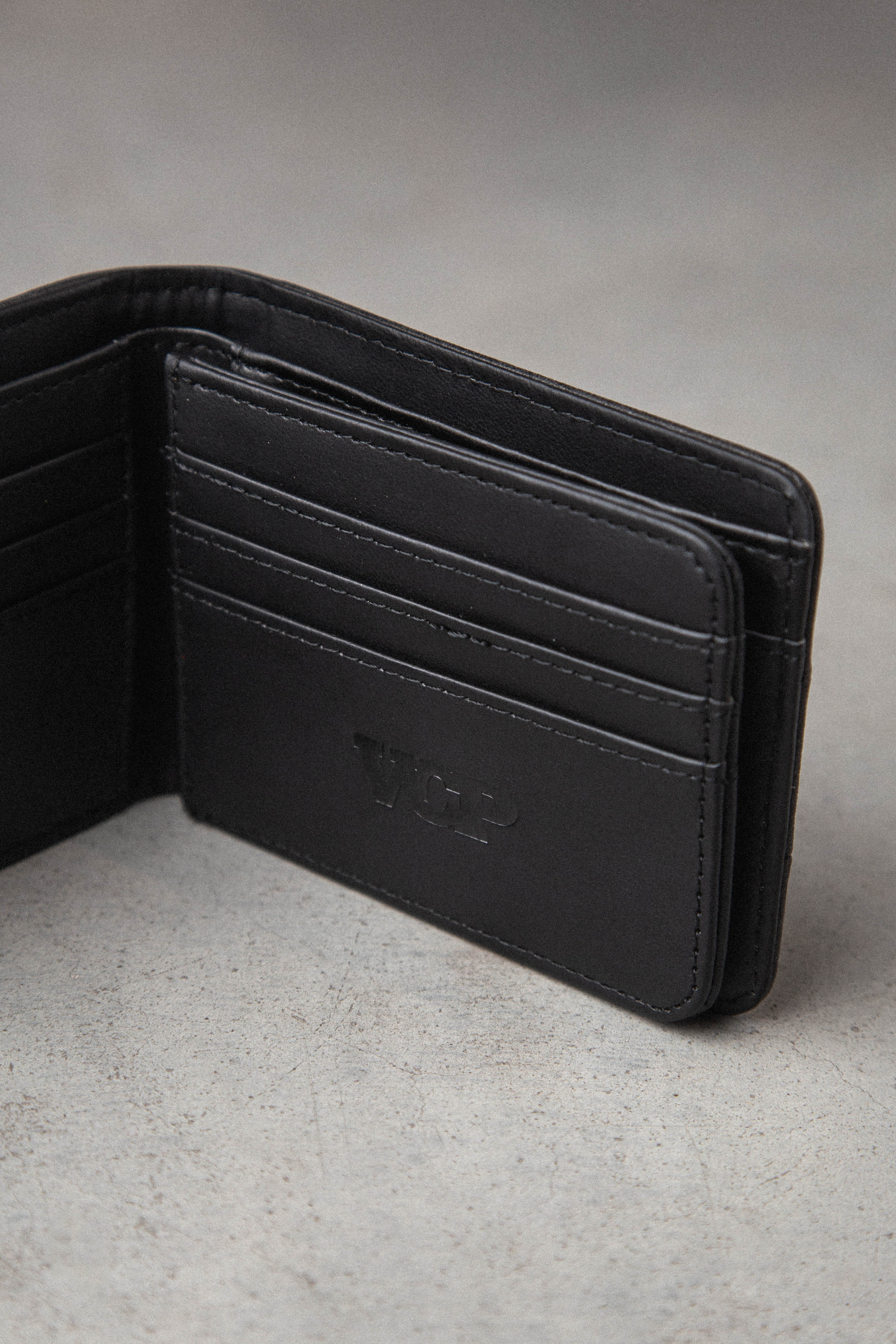 Billetera Atha Negra