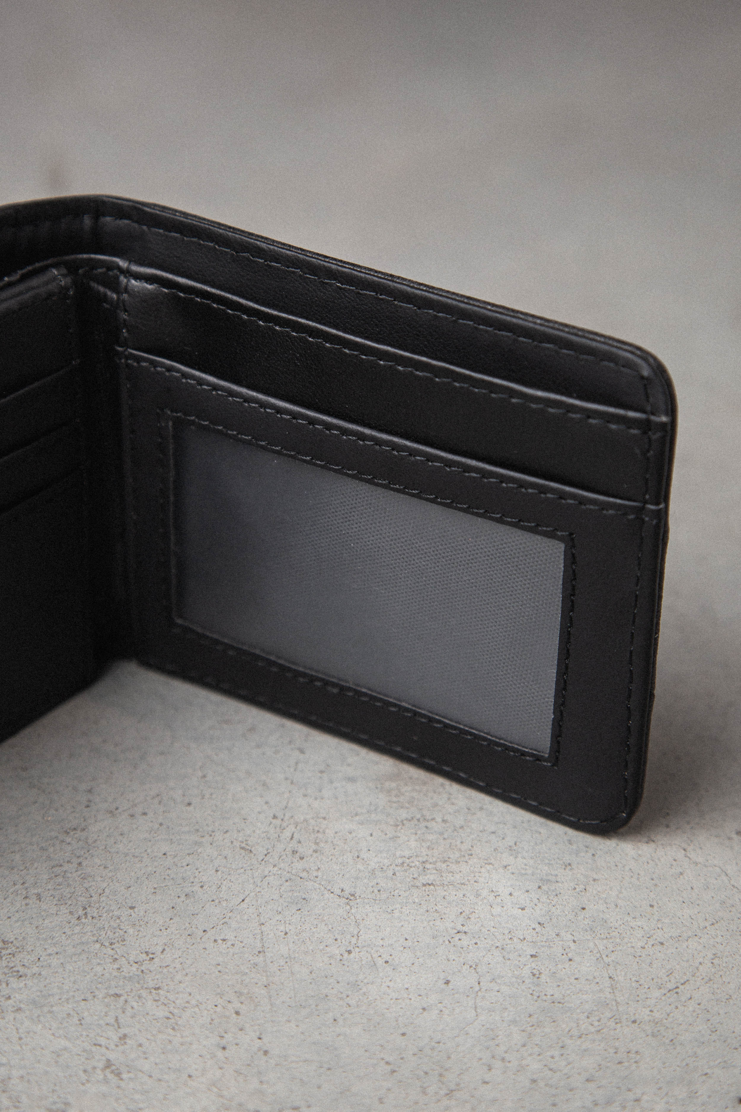 Billetera Atha Negra