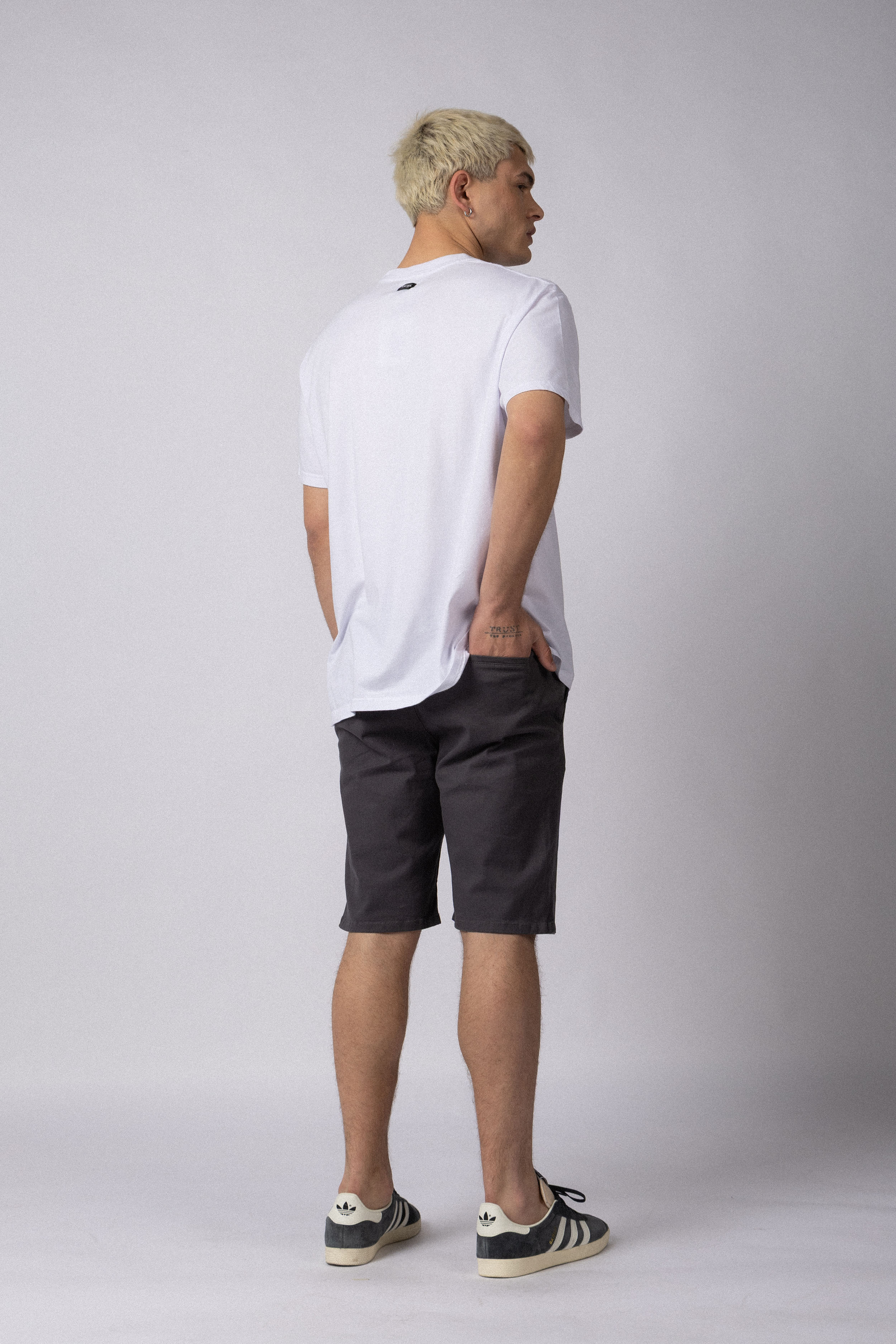 Bermuda Chino Prius Topo
