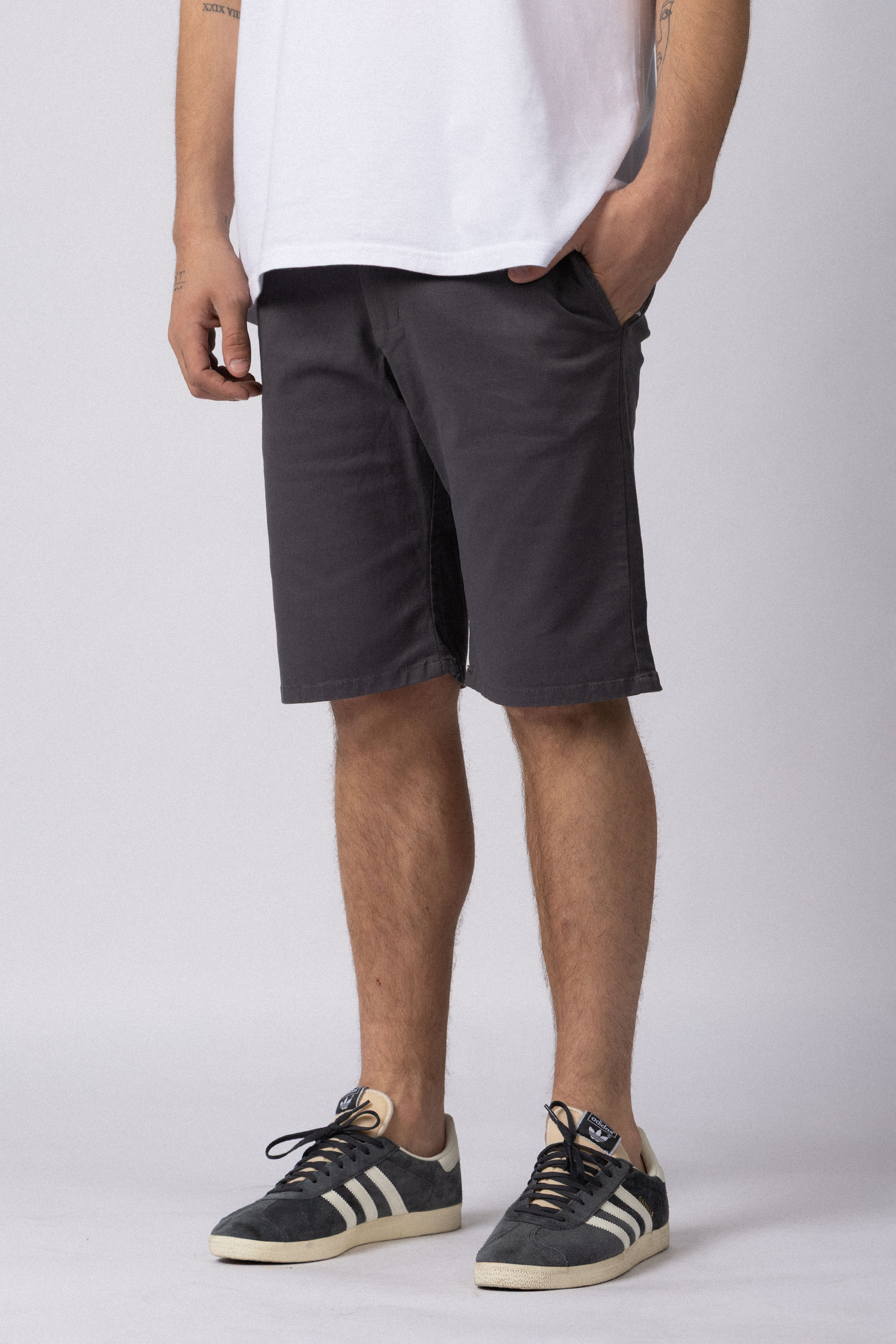 Bermuda Chino Prius Topo