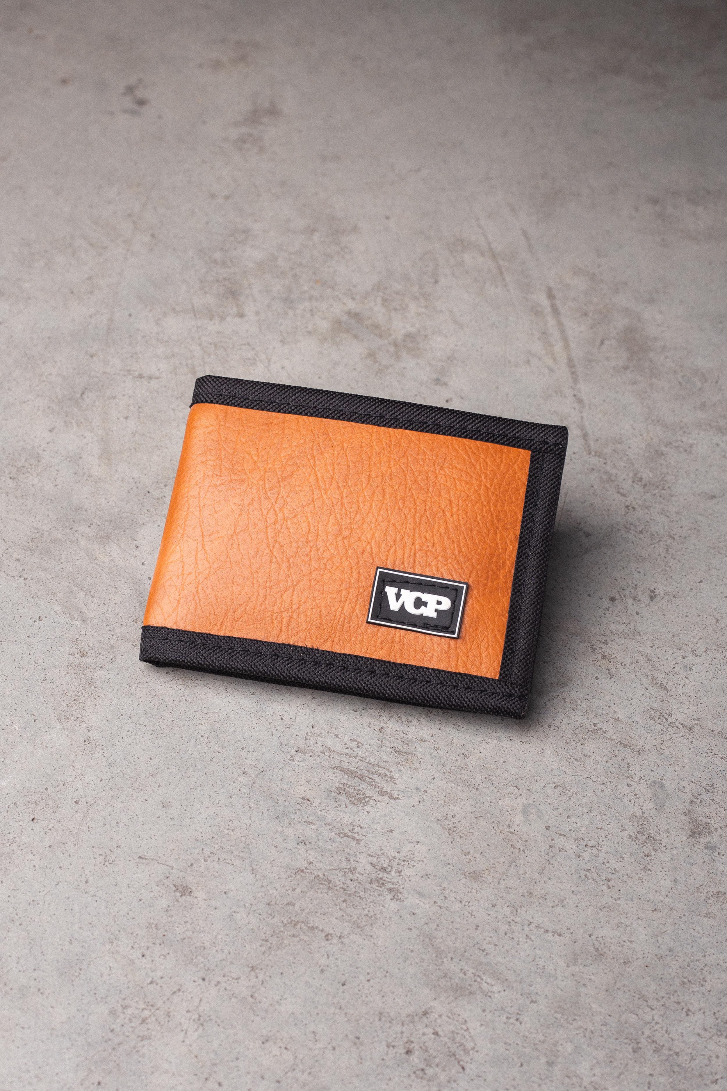 Billetera Book Golpeado Oxido