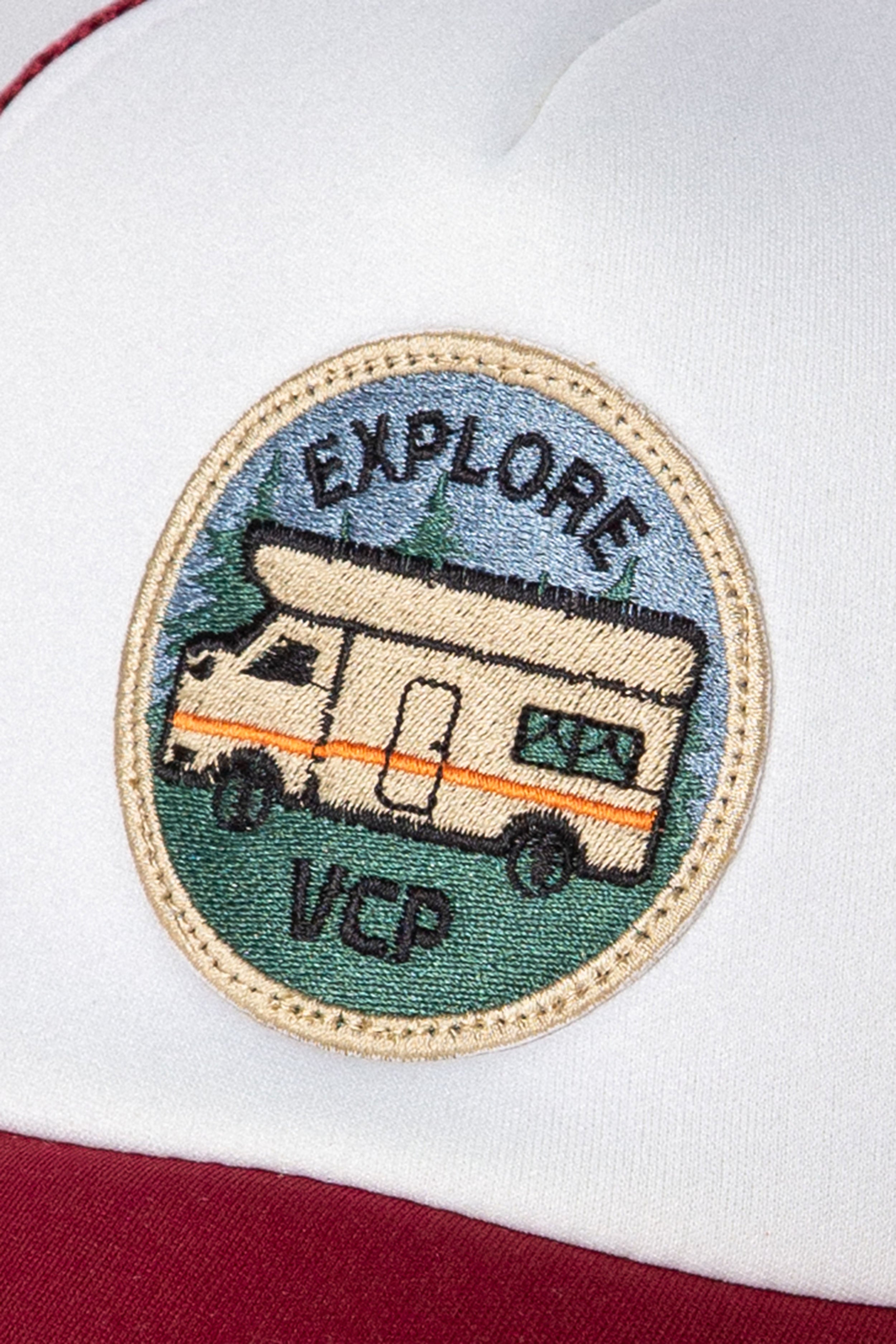 Gorra Trucker Bordo Explore