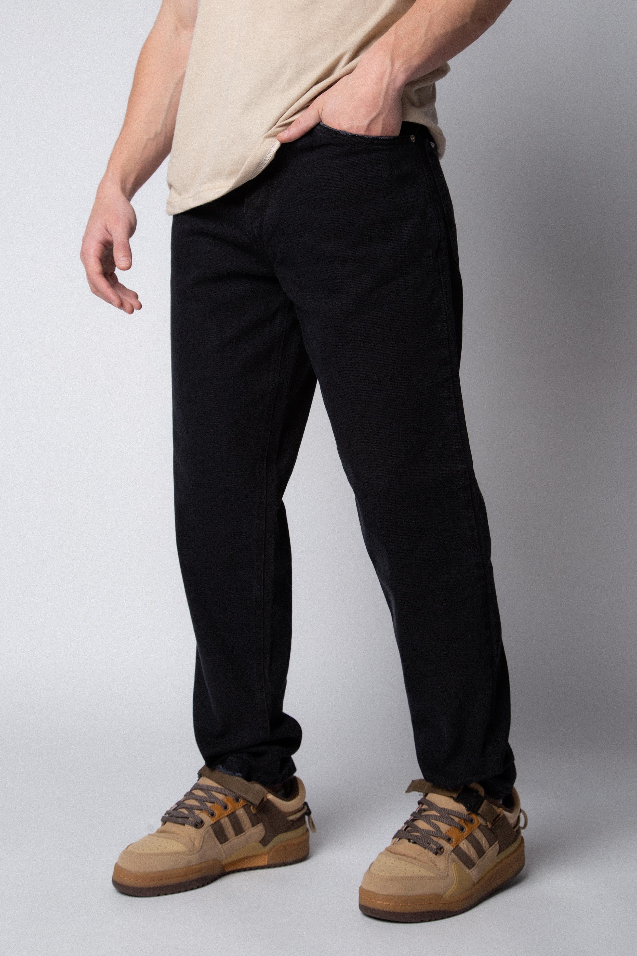 Jean Relaxed Taurus Black