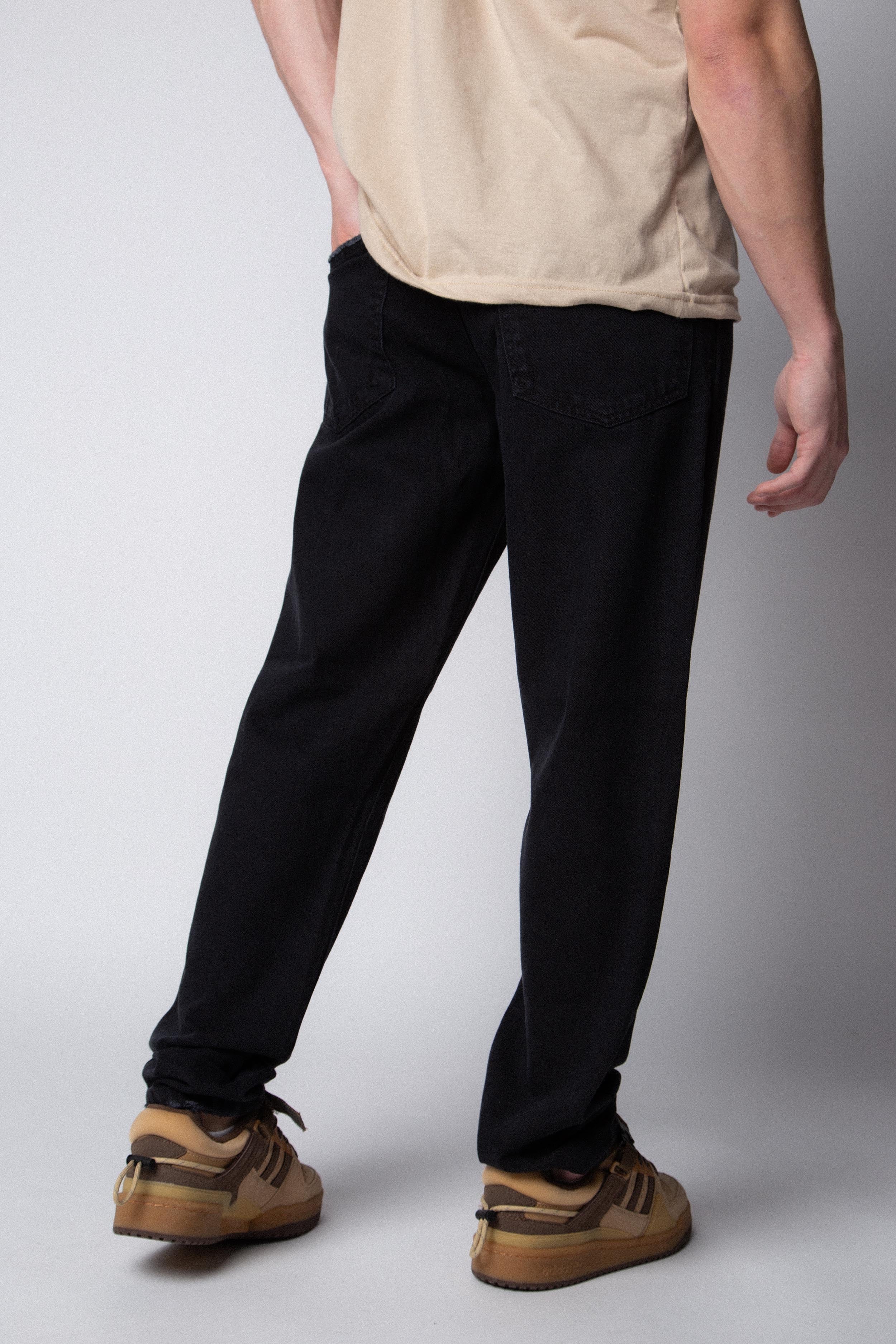 Jean Relaxed Taurus Black