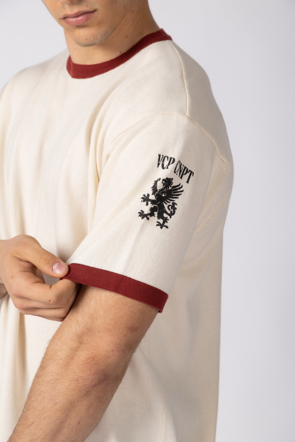 Remera Tejida Griffin Bordo