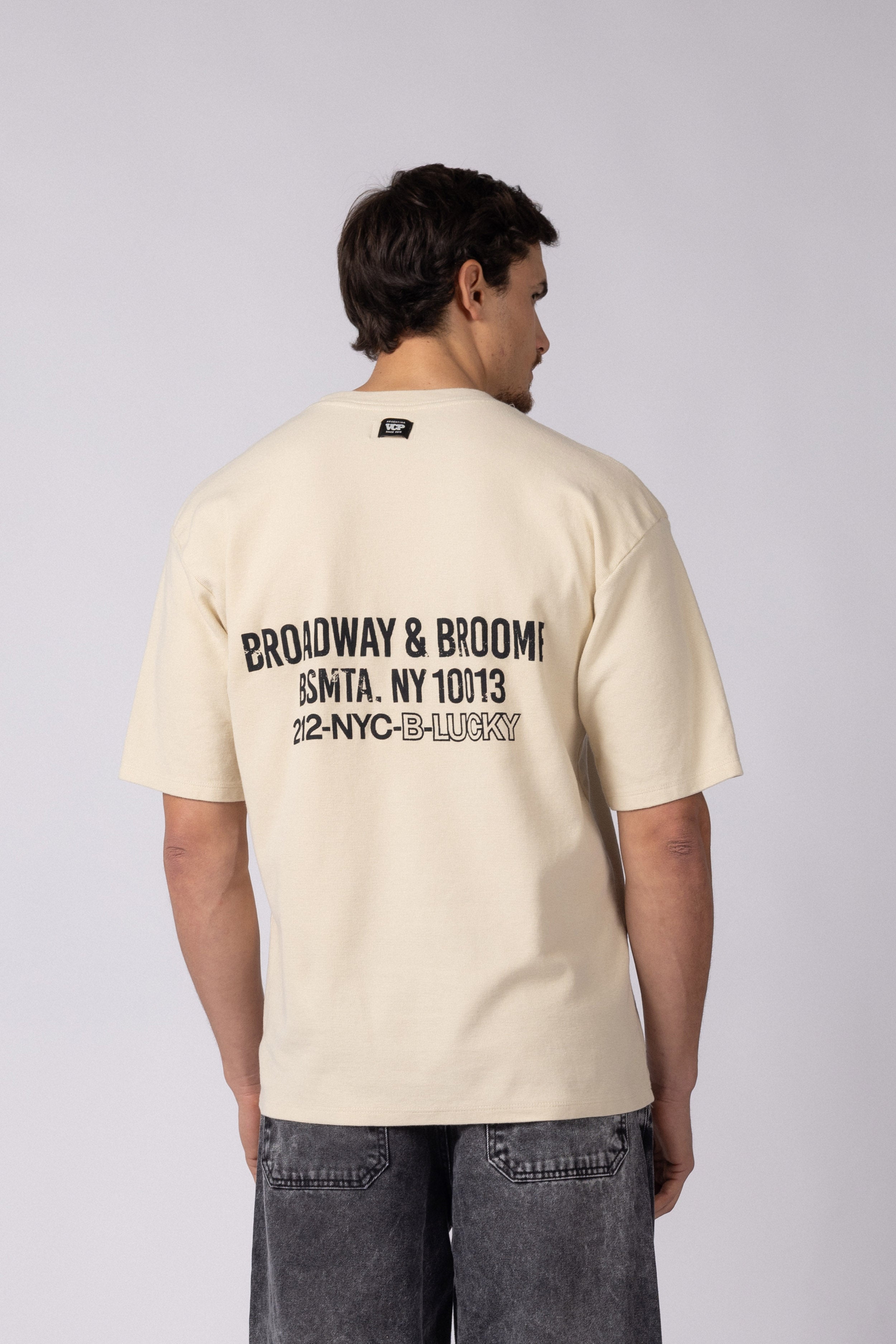 Remera Over Molt Broadway Arena