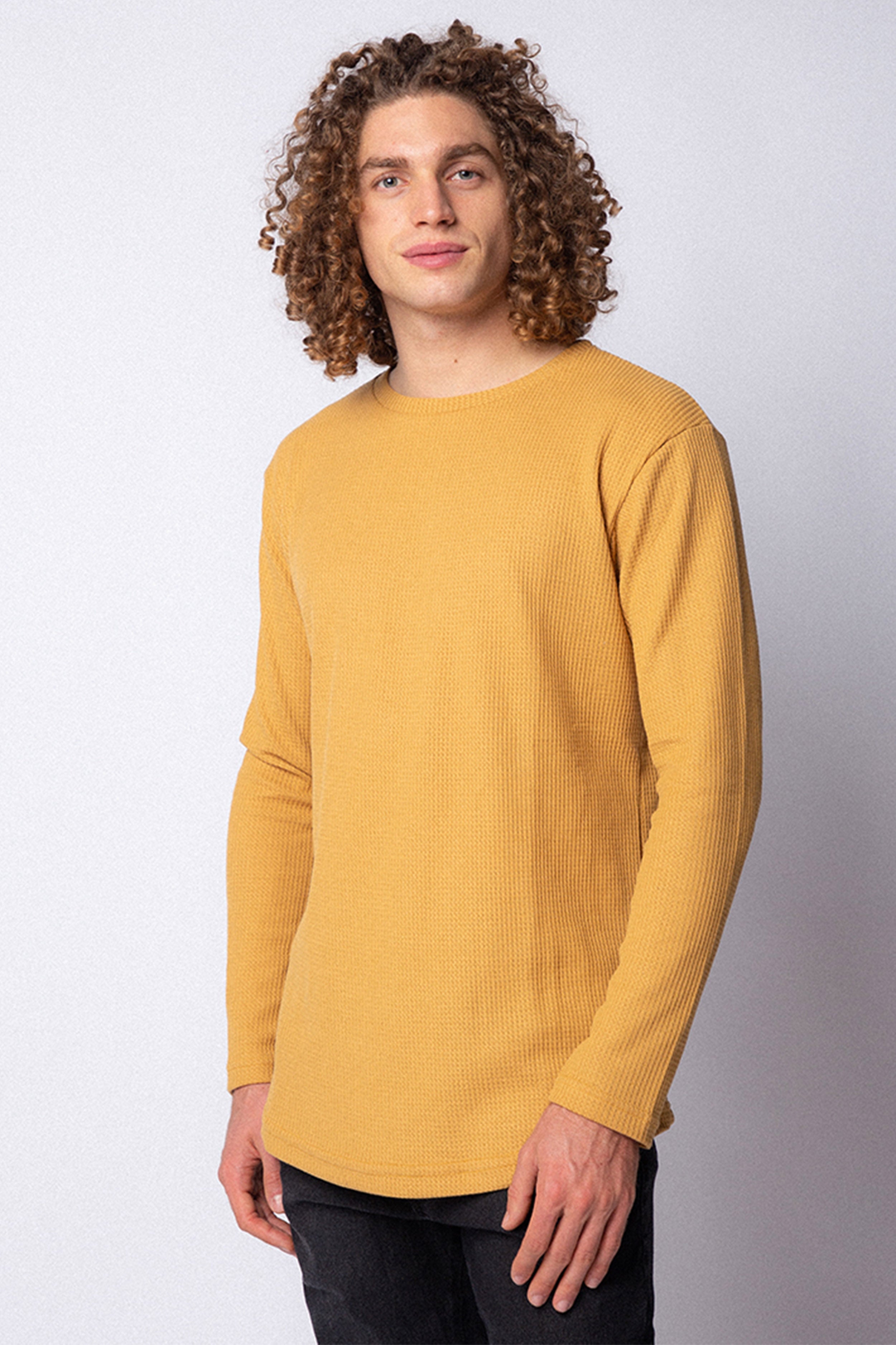 Buzo Long-Fit Charly Mostaza