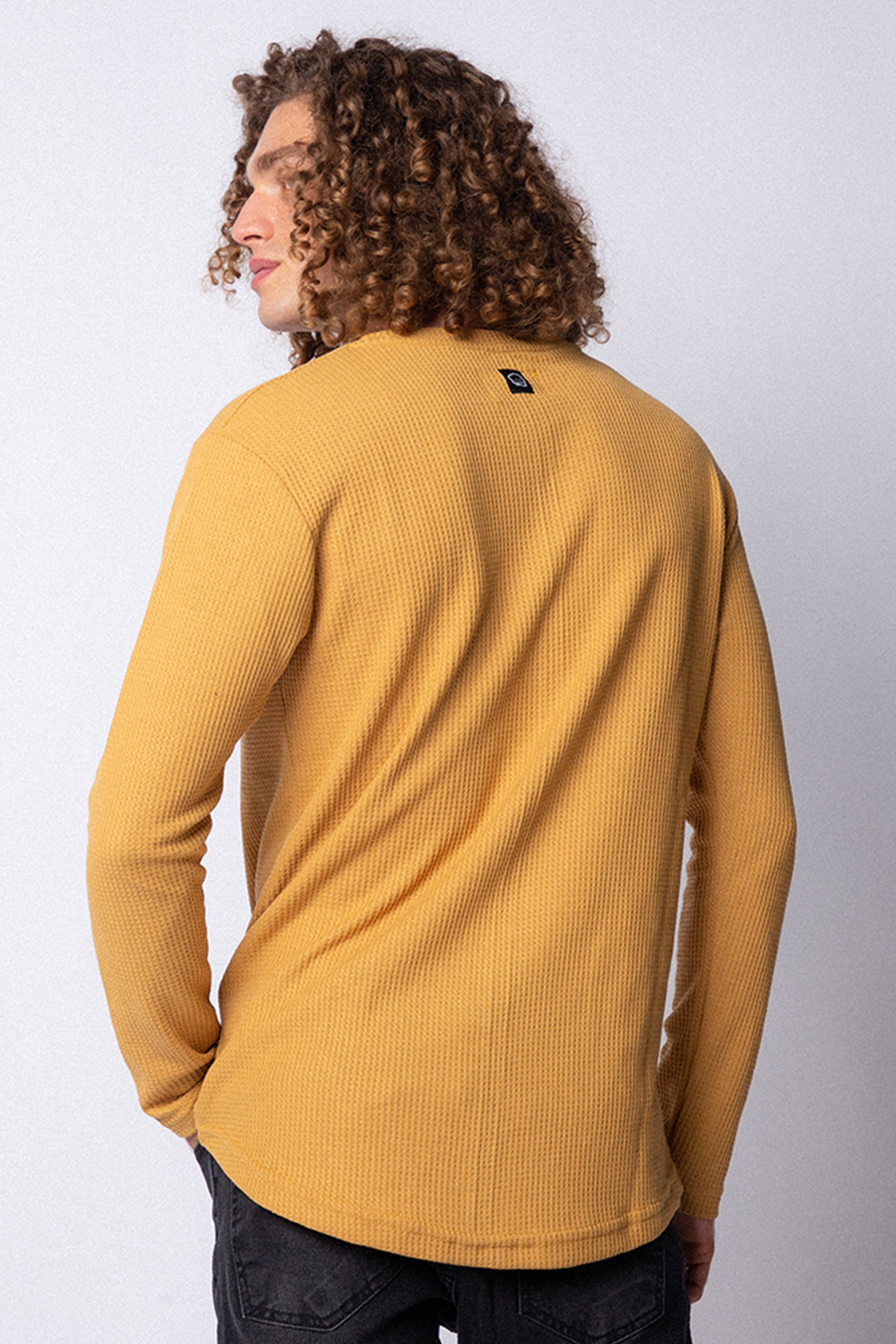 Buzo Long-Fit Charly Mostaza