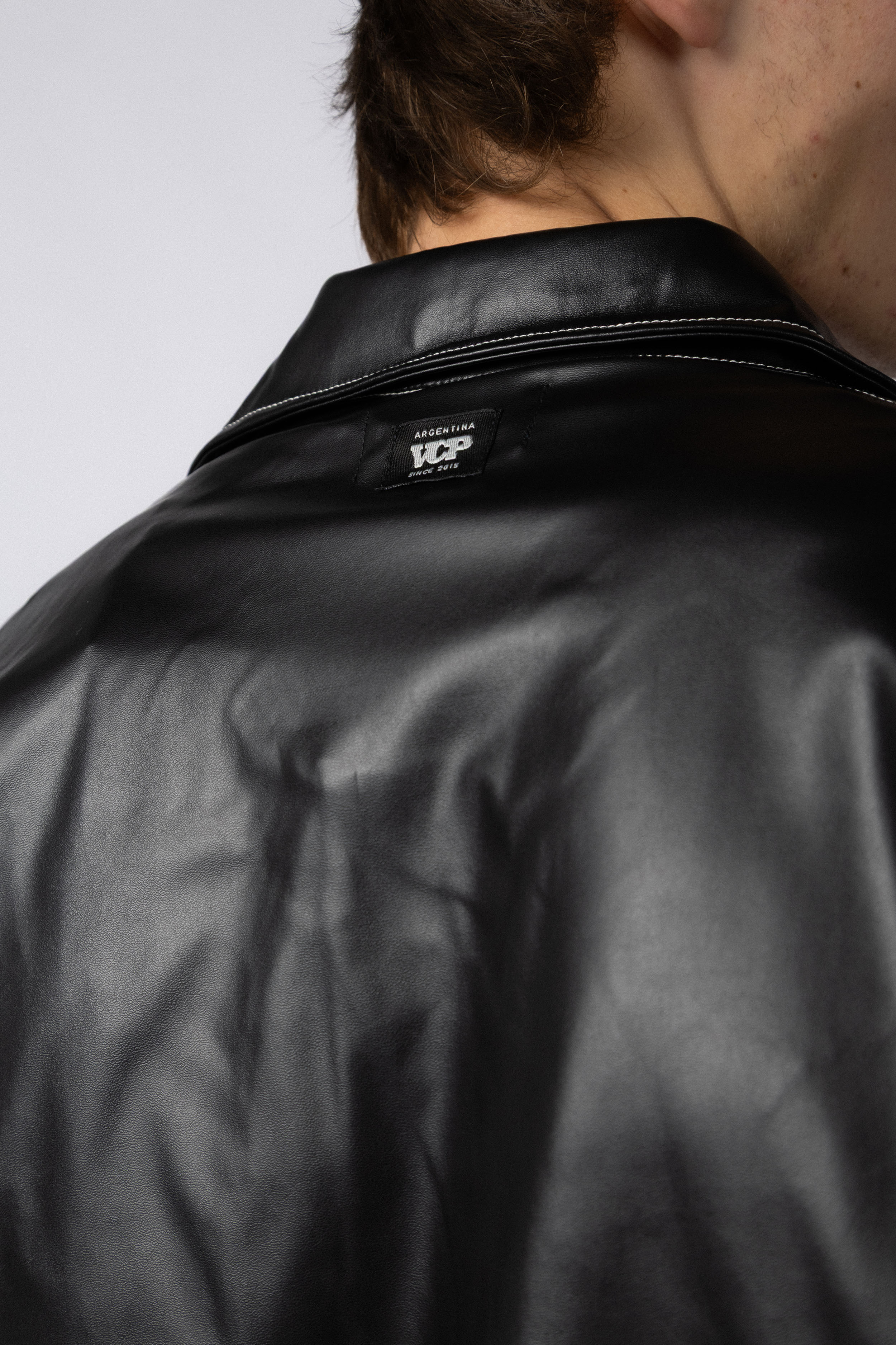 Chaqueta Over Garrison Negra