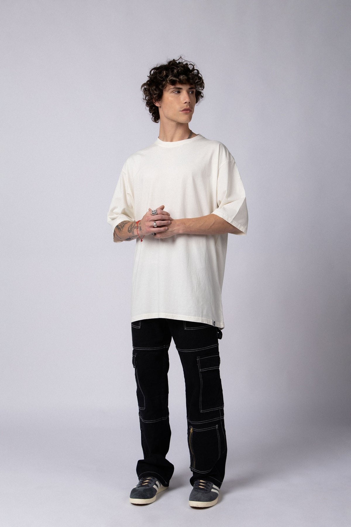 Remera Over Theo Crudo