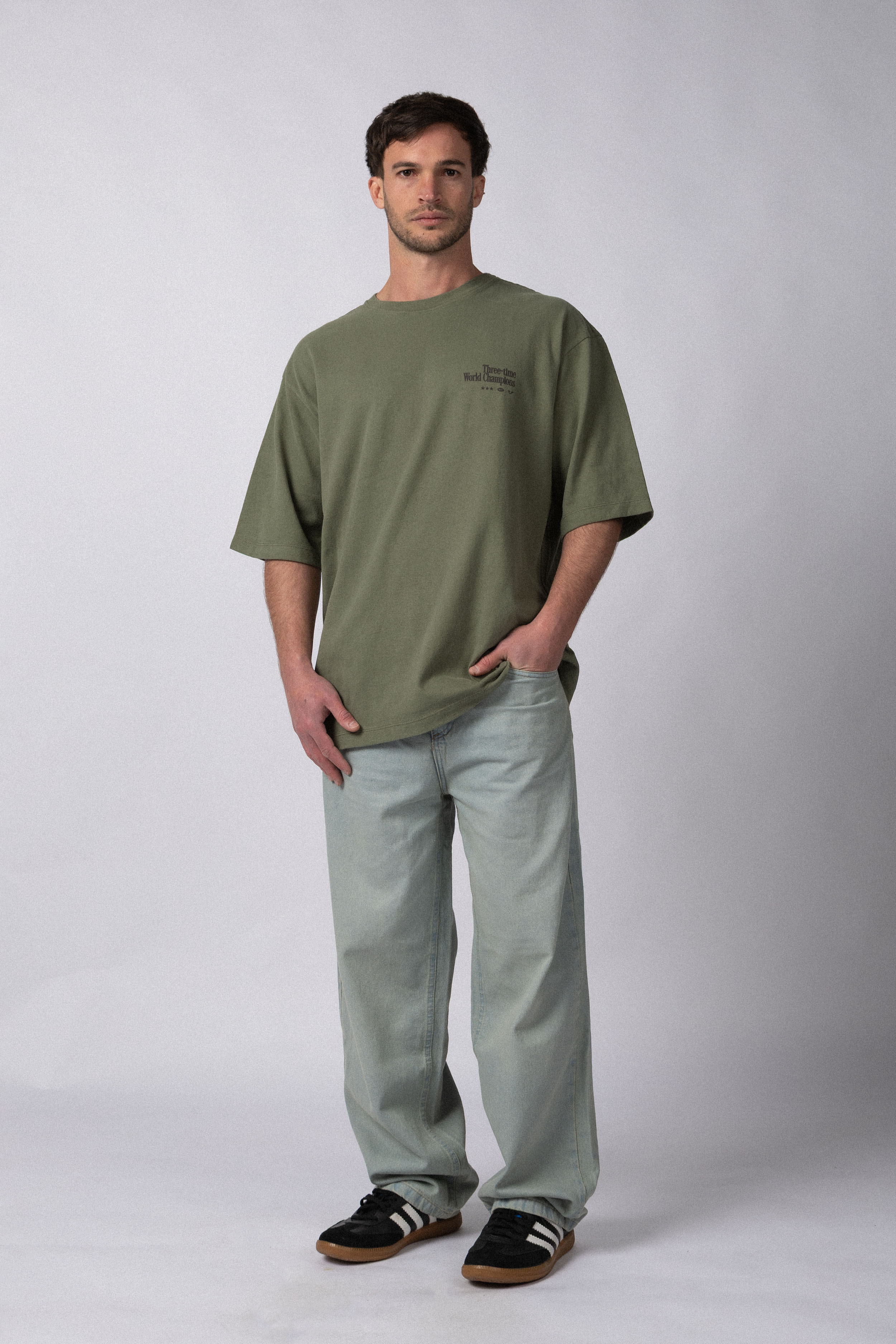 Remera Over Rhy Champ Militar
