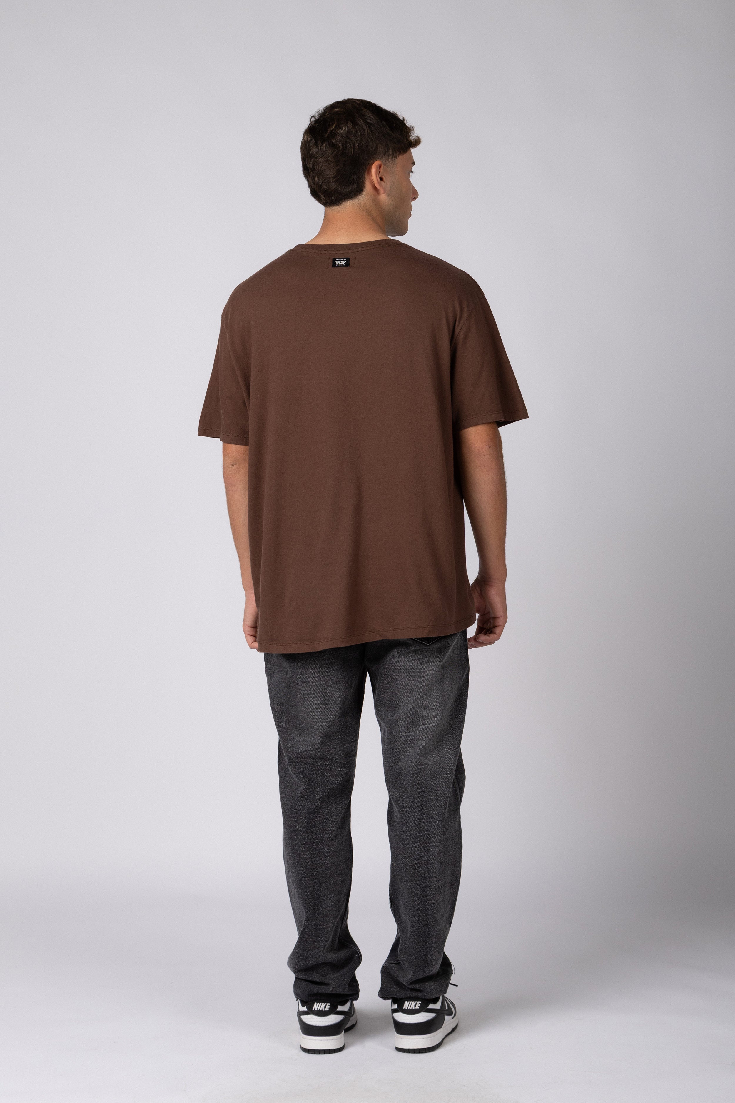 Remera Regular Choco
