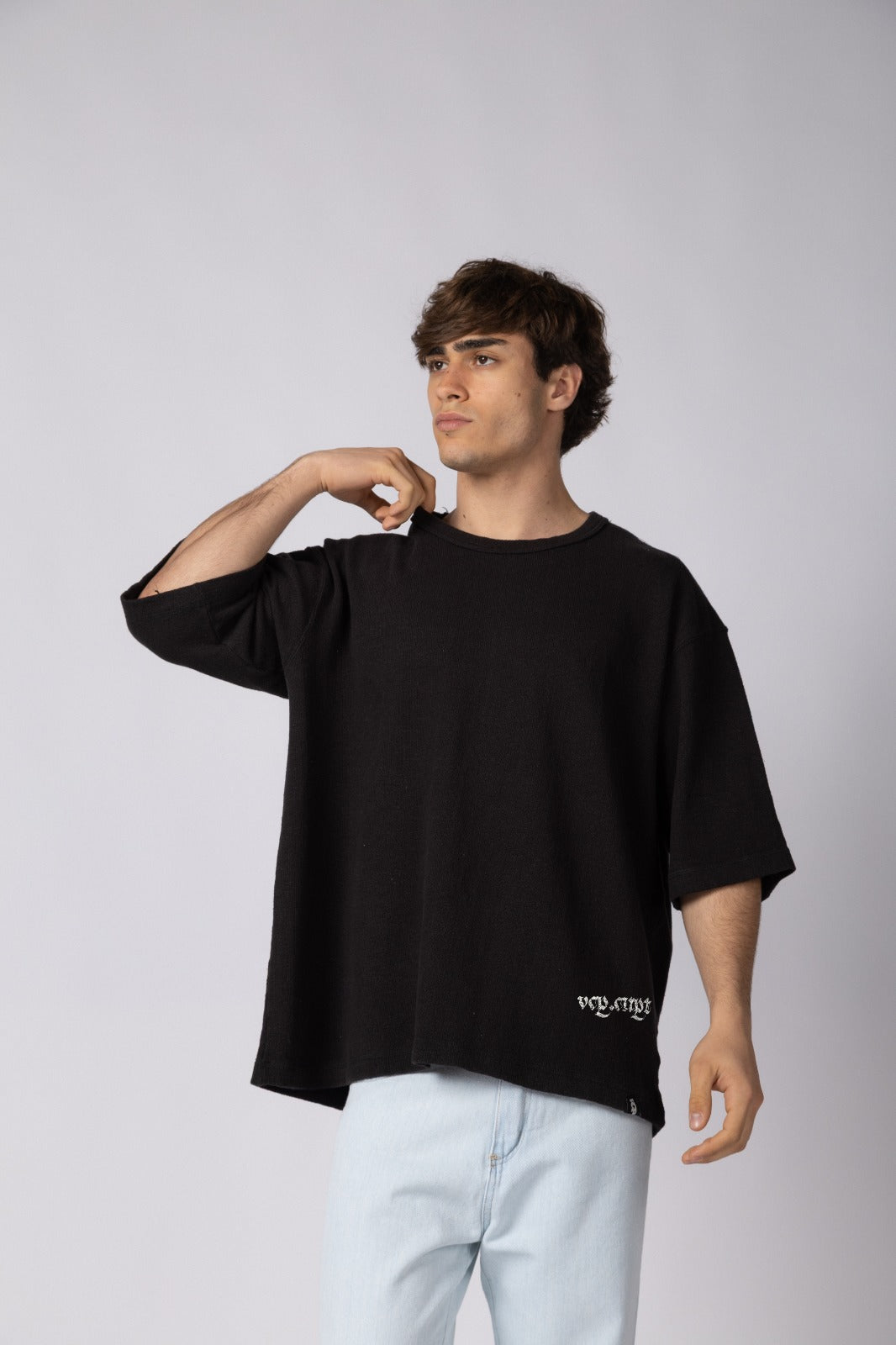 Remera Over Ika Cipher Negra
