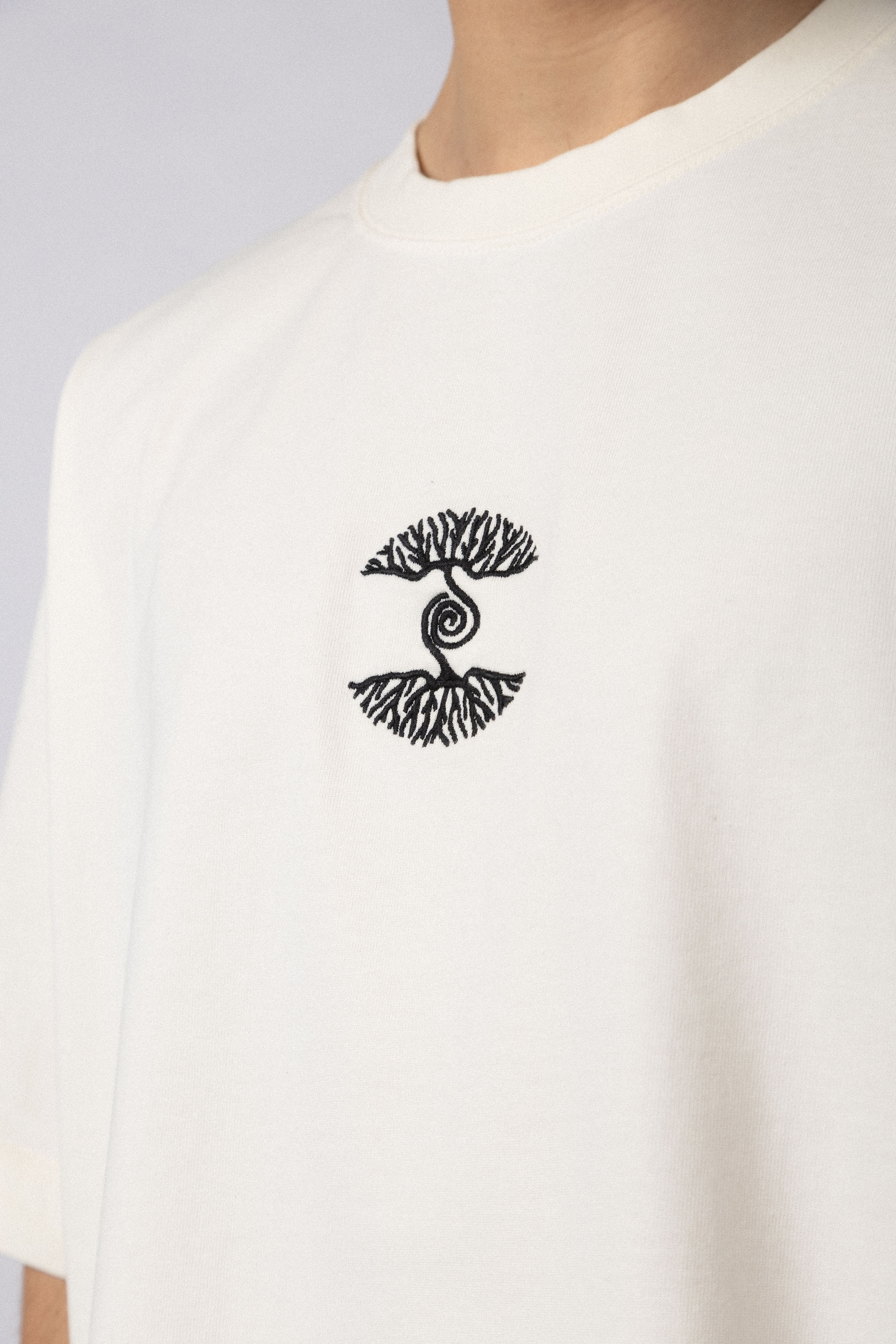 Remera Over GR Connect Crudo