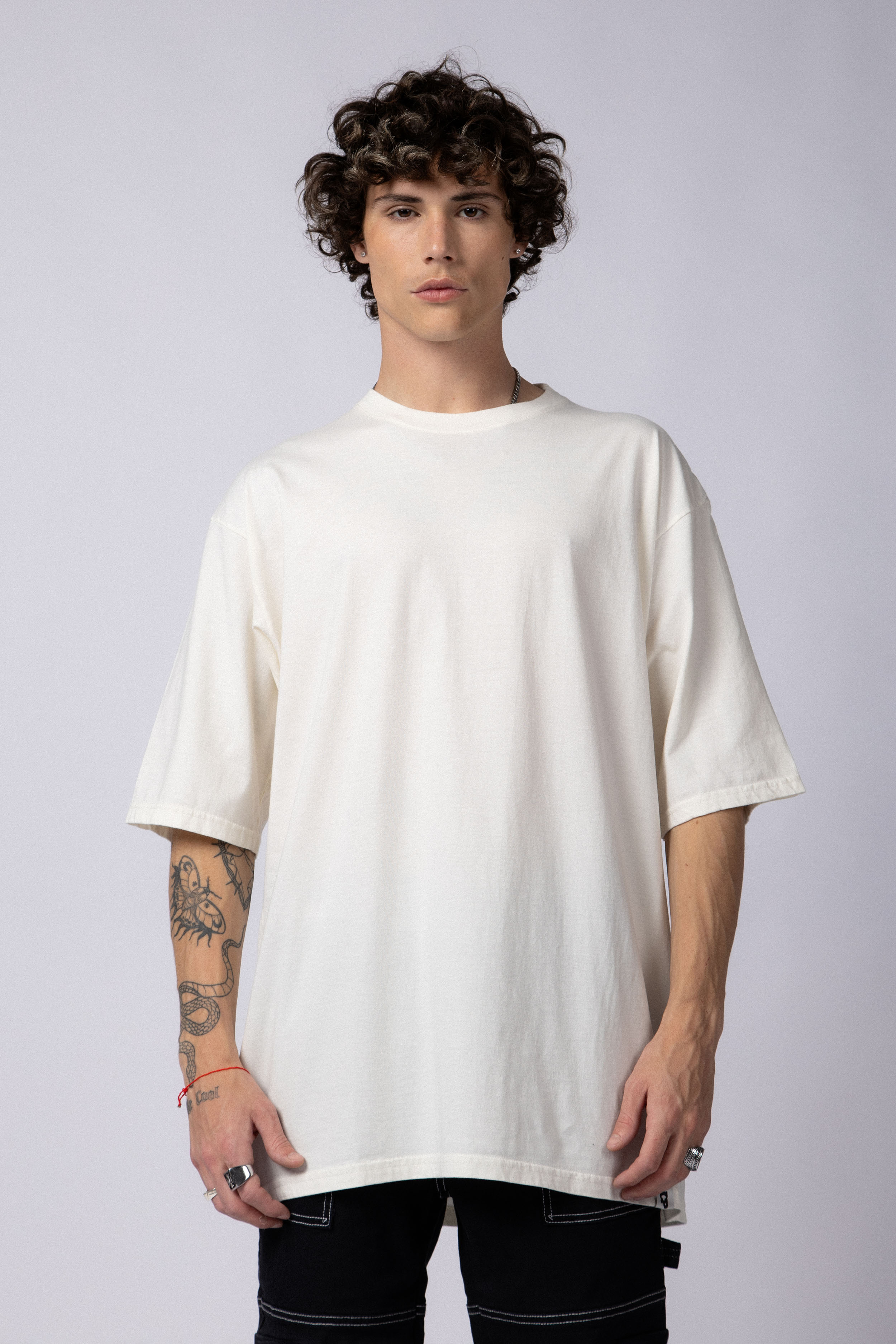 Remera Over Theo Crudo