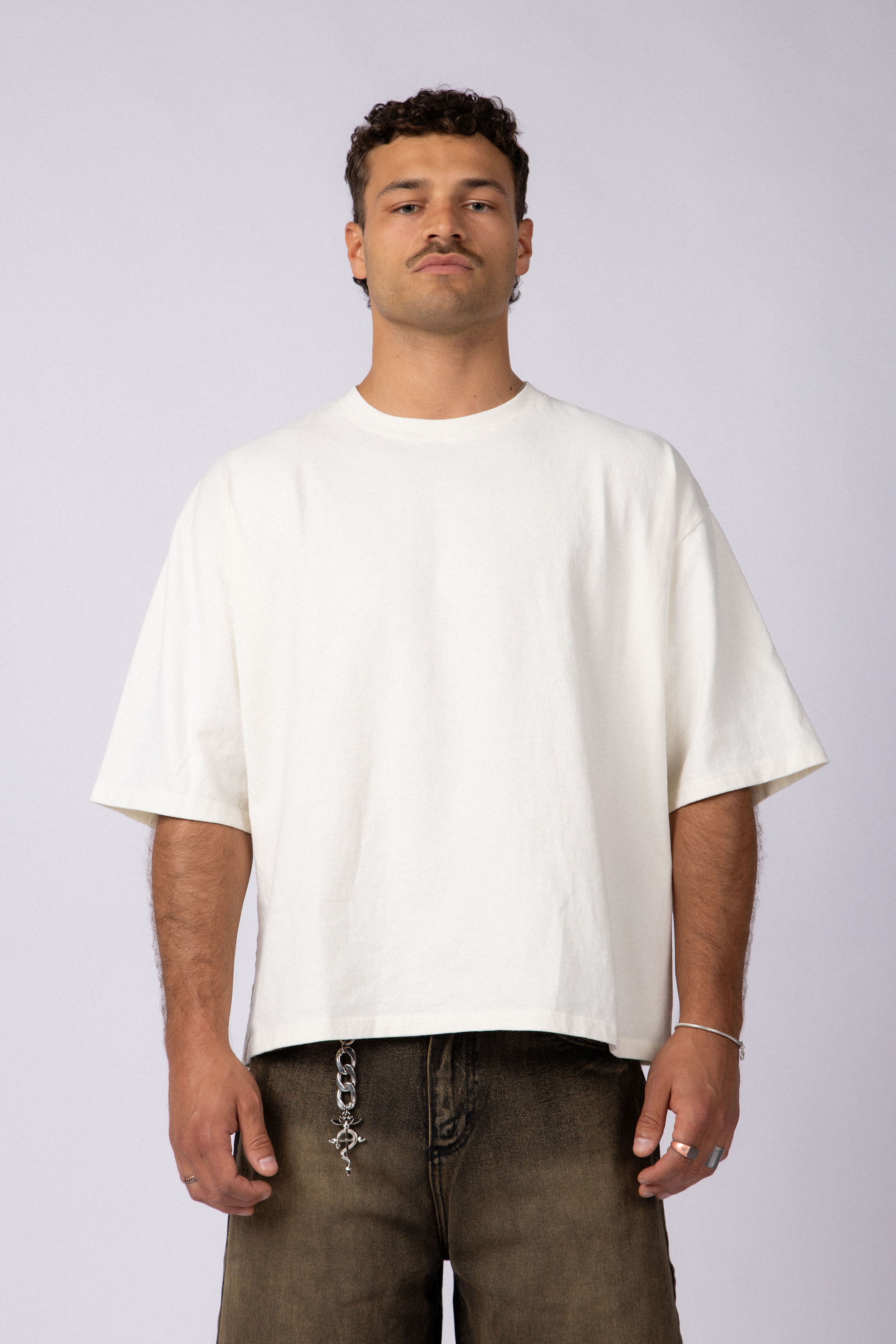 Remera Boxy Zac Crudo