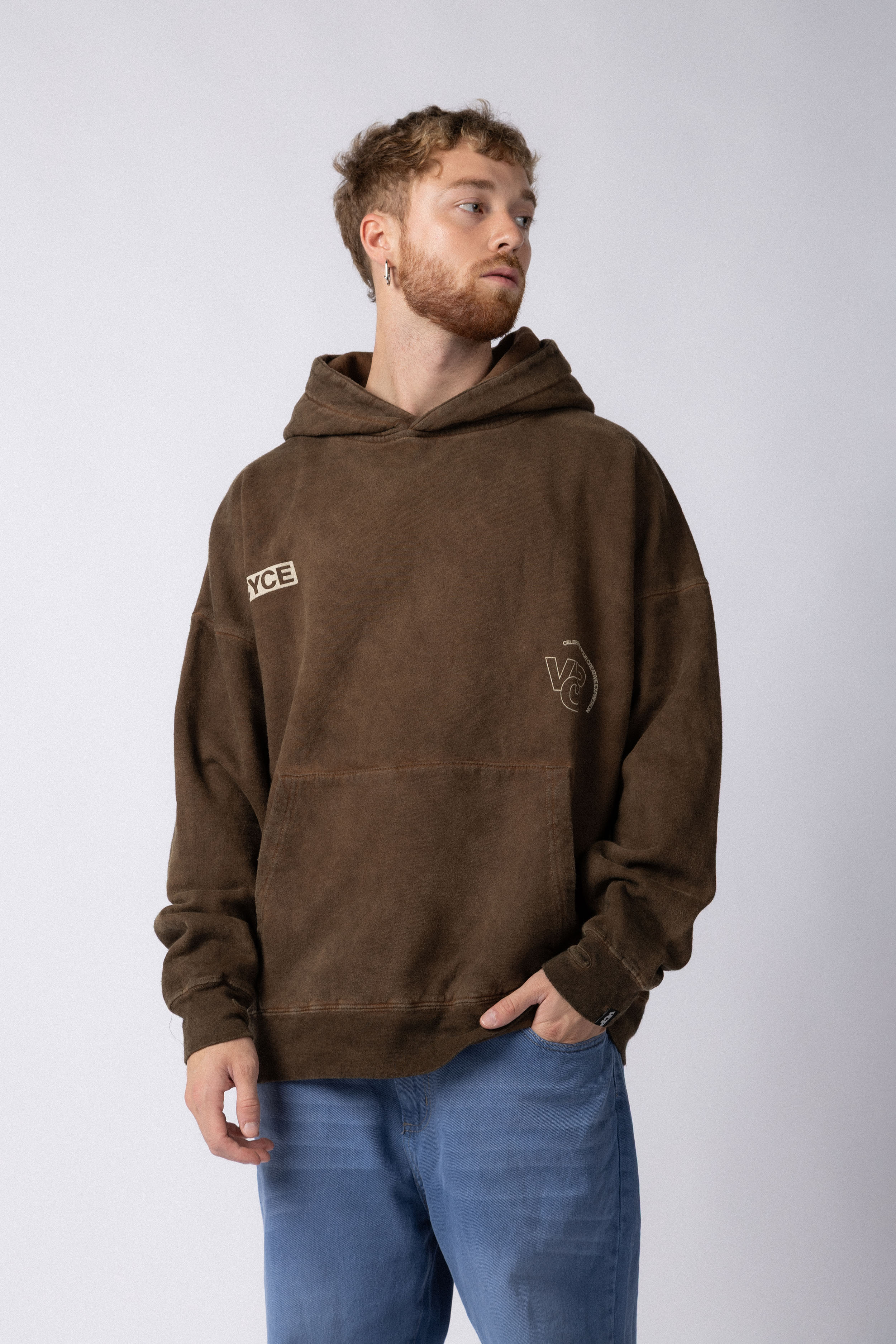 Buzo Canguro Over Jax Cyce Choco