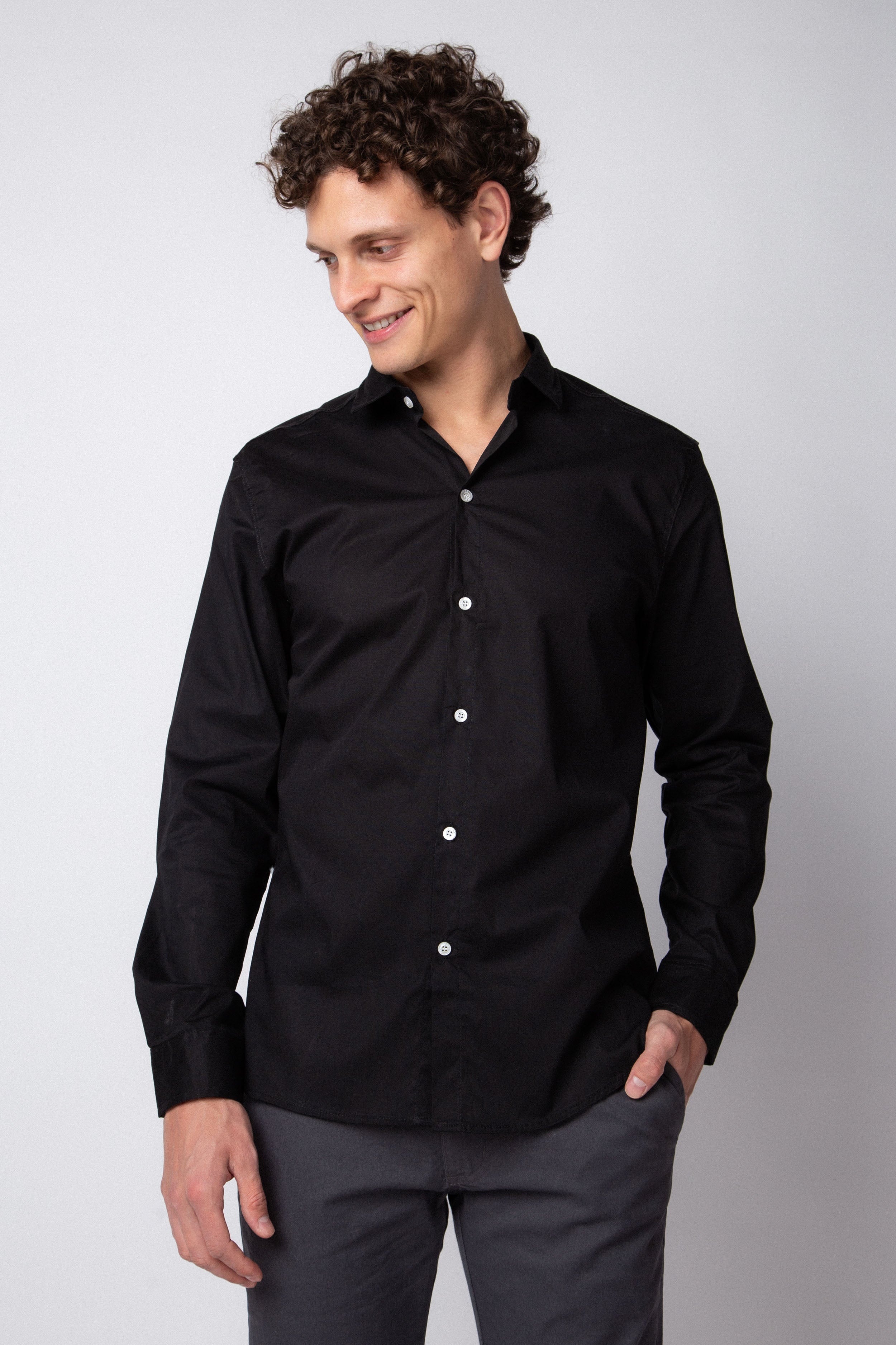 Camisa Manga Larga Base Negra