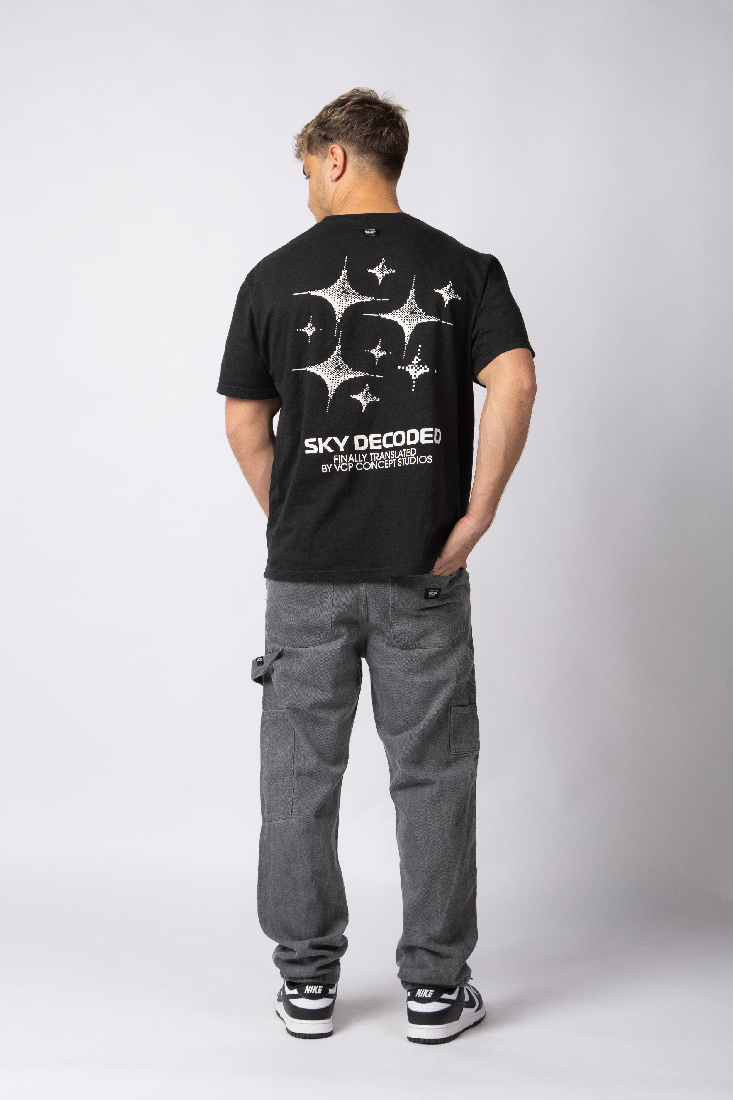 Remera RGL Decoded Negra