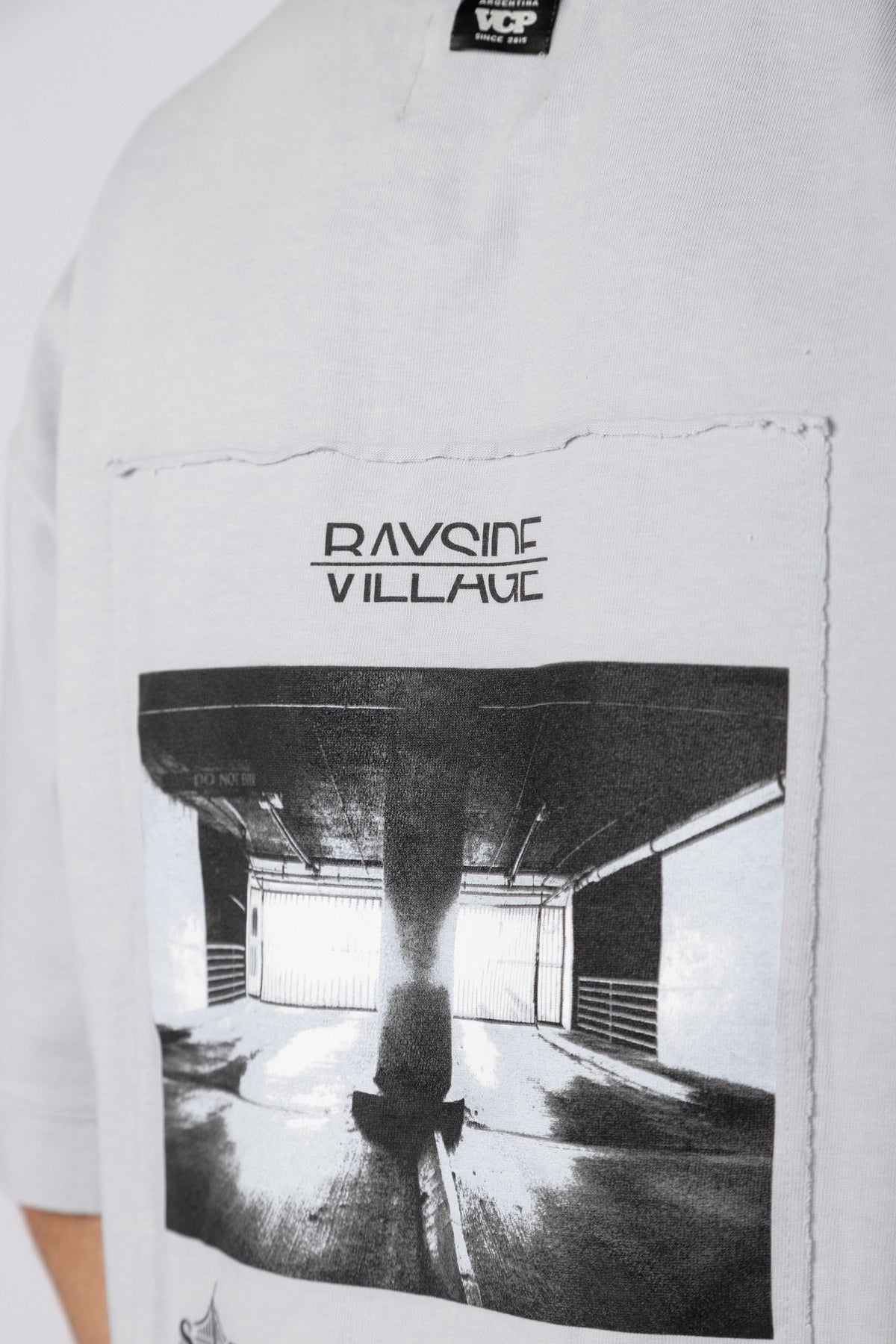 Remera HR Delancey Gris