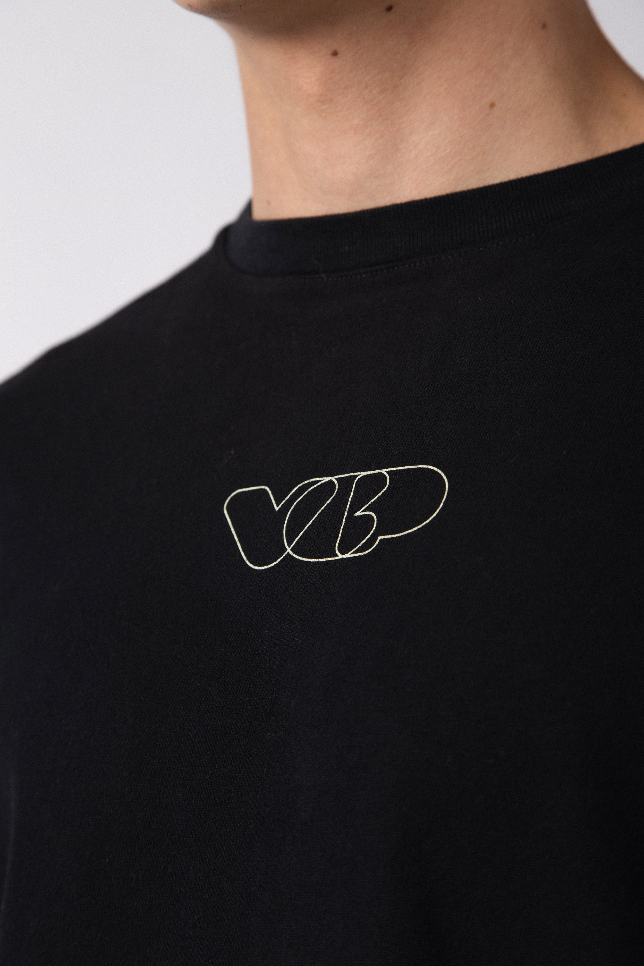 Remera Over Rhy Design Negra