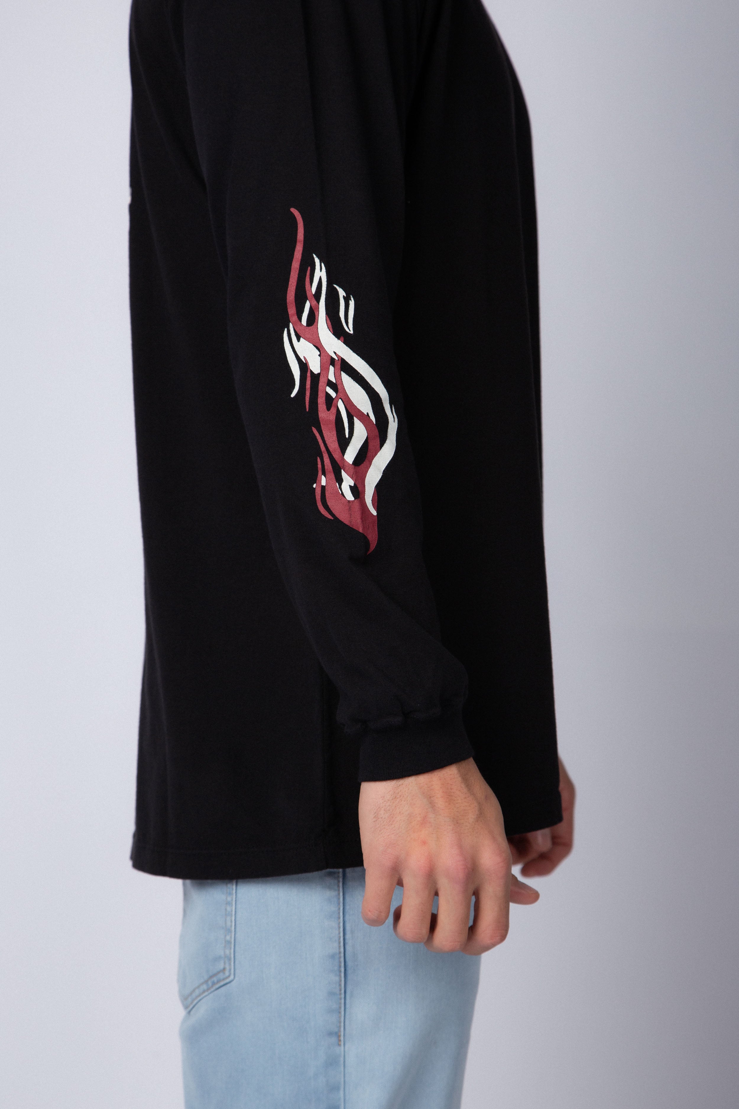 Remera Manga Larga Fear Negra