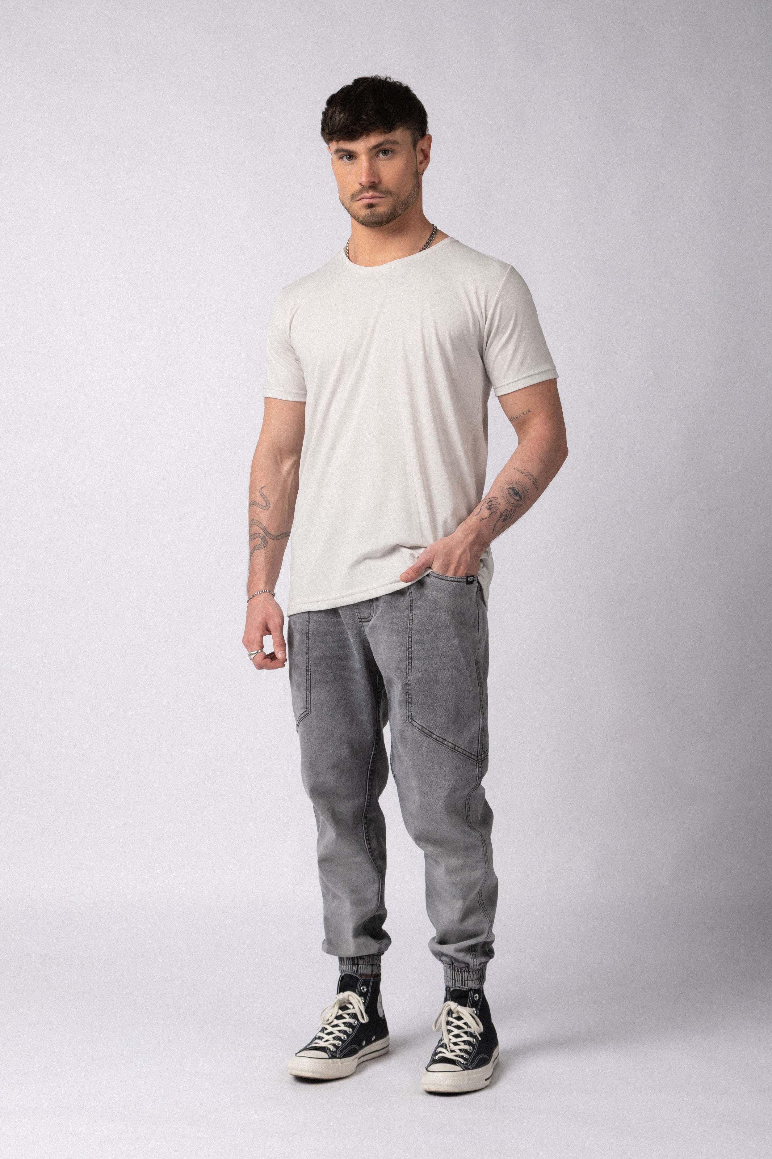 Jogjean Over Marcus Gris