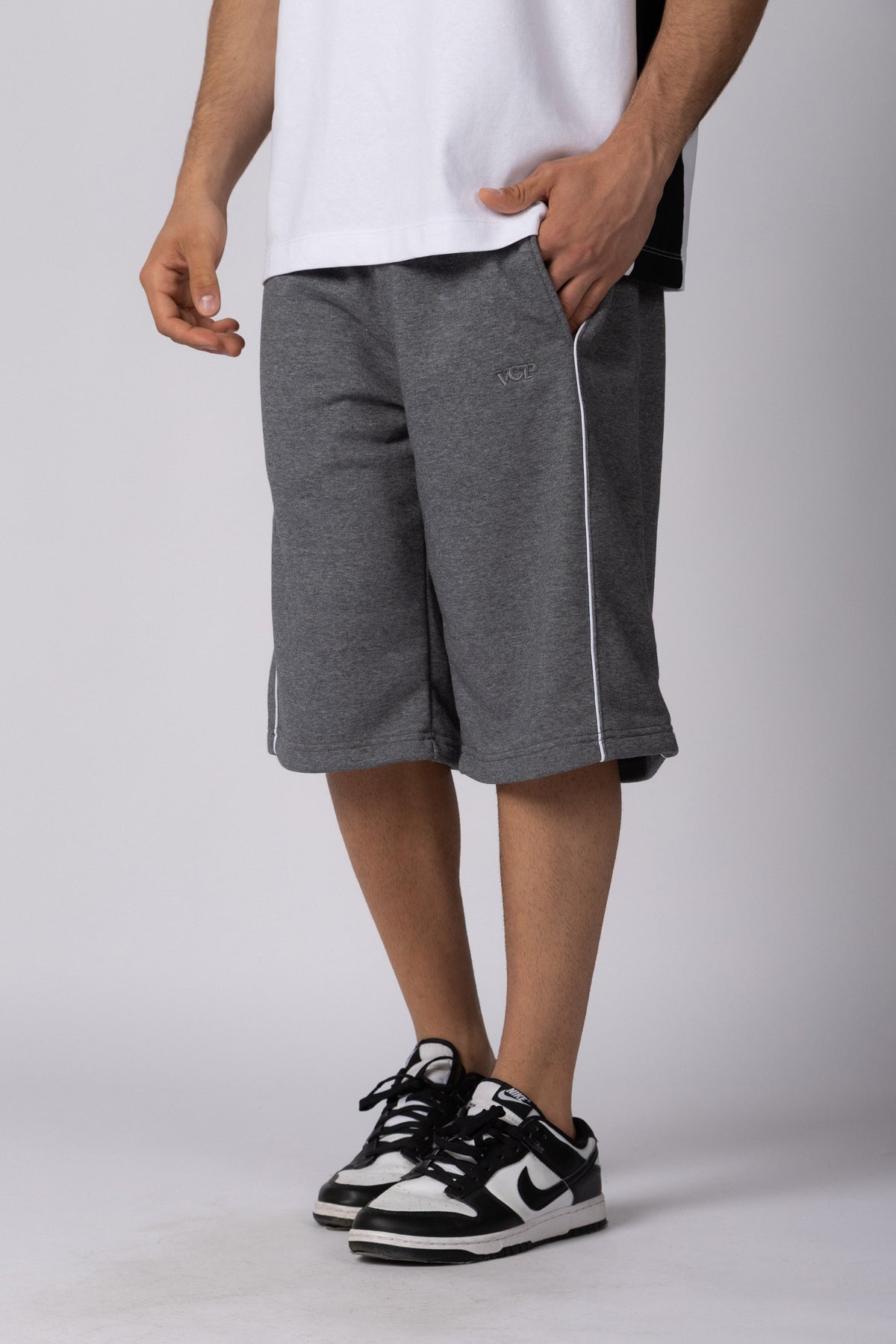 Bermuda Baggy Fena Gris
