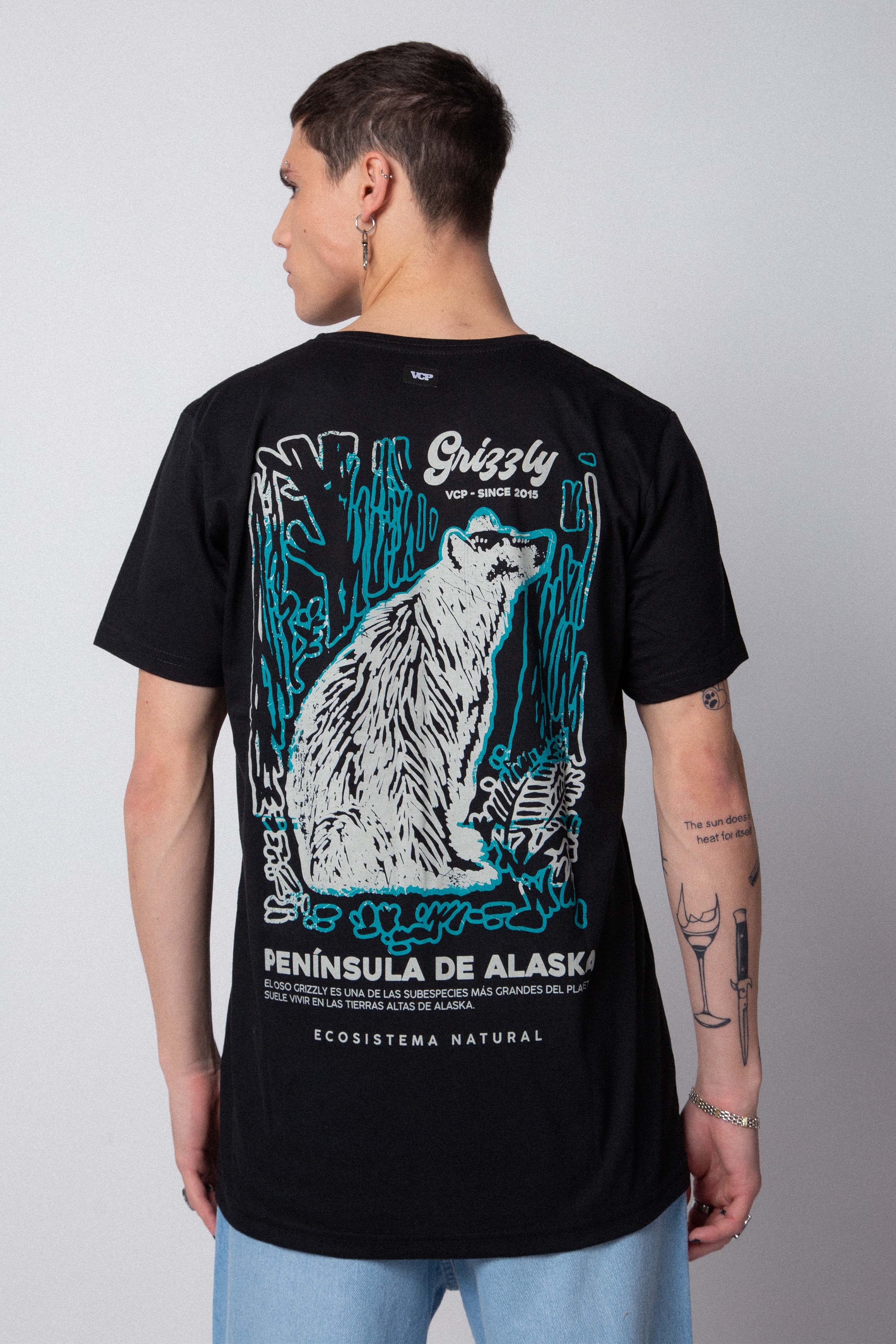 Remera Grizzly Negra
