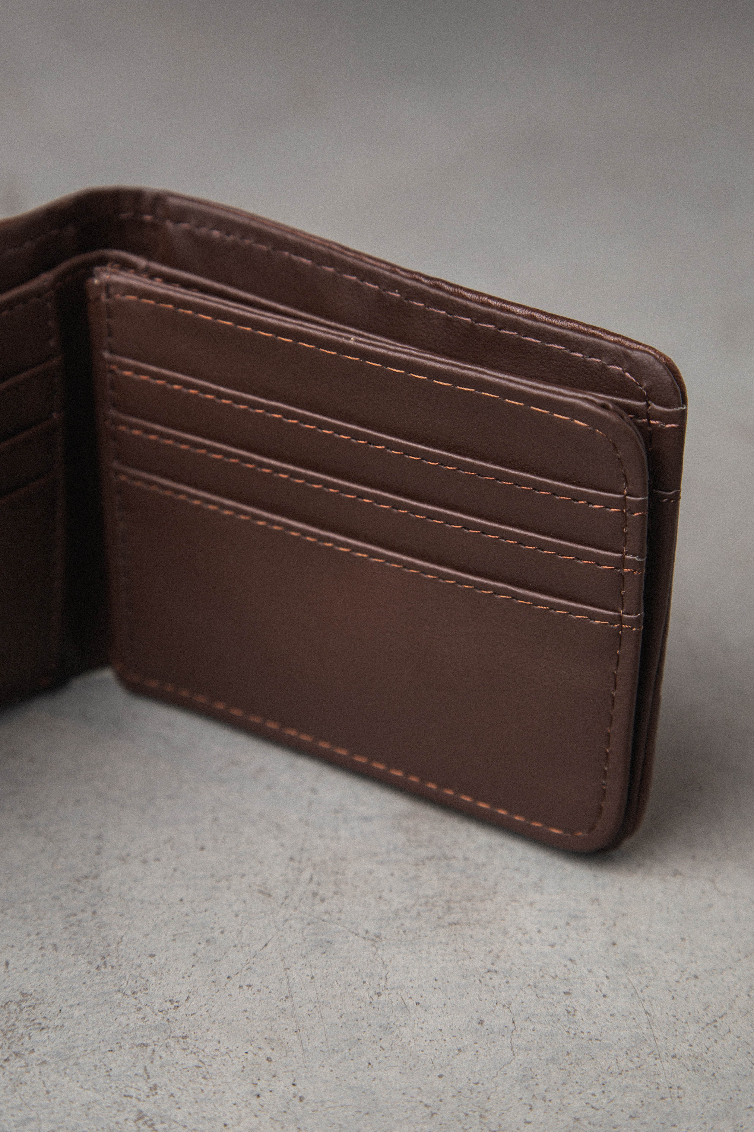 Billetera Harm Marron