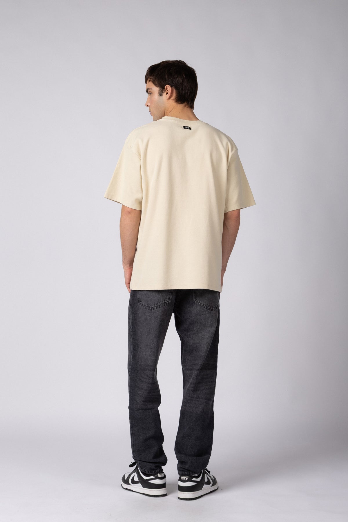 Remera Over Hana Harmo Arena