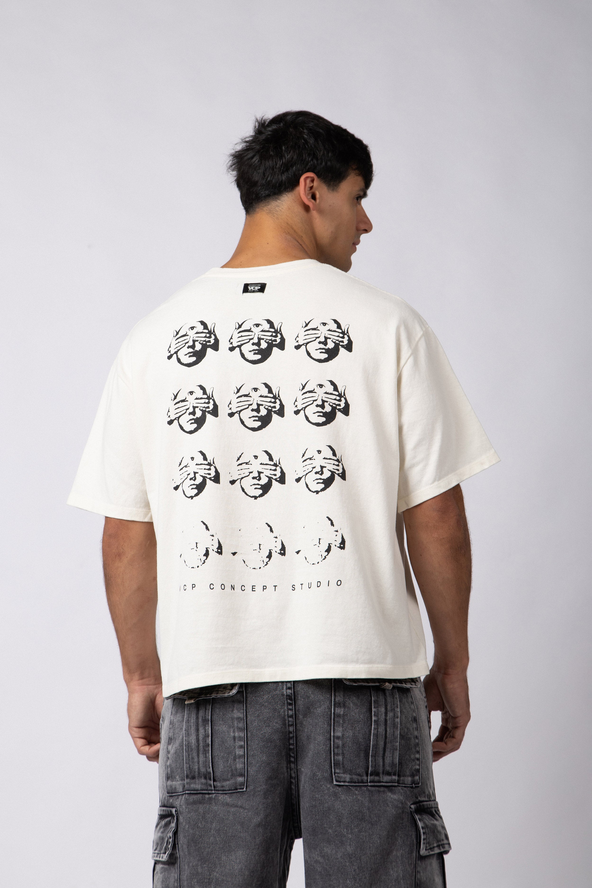 Remera Boxy Invisible Crudo