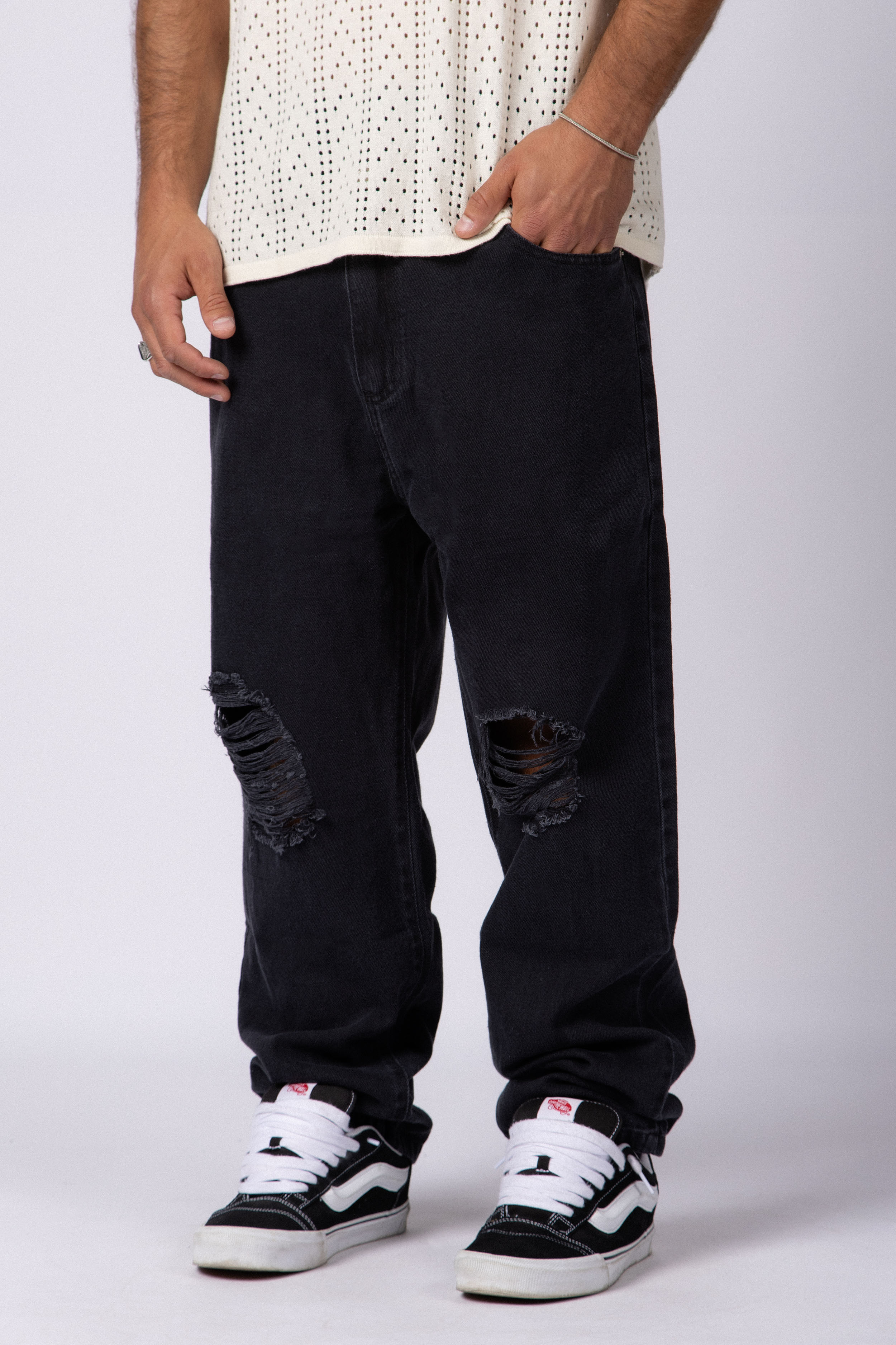 Baggy Pantalones Mom Fit Negros Jean Mom Shelby Scratched