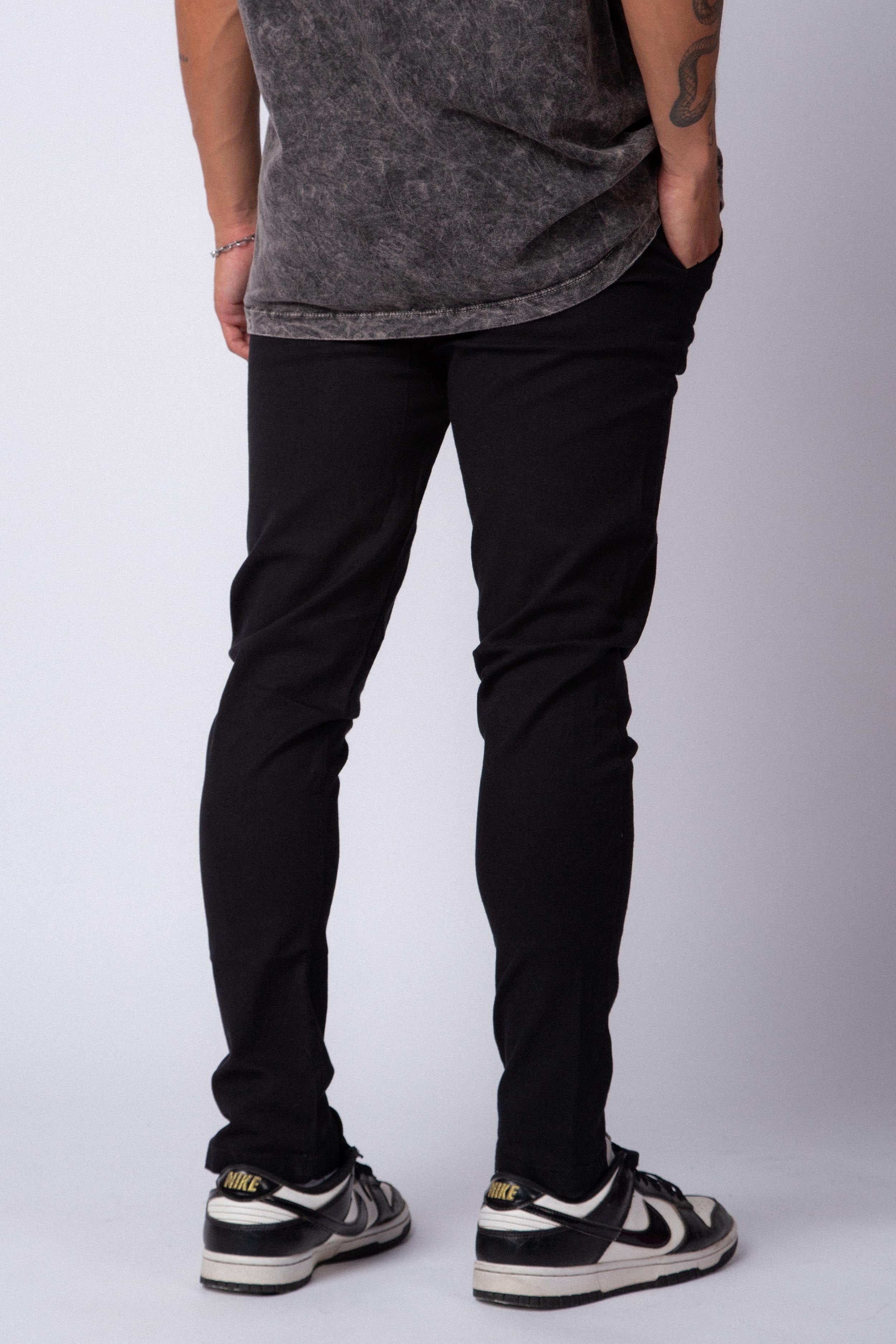 JogChino Gabardina Negro