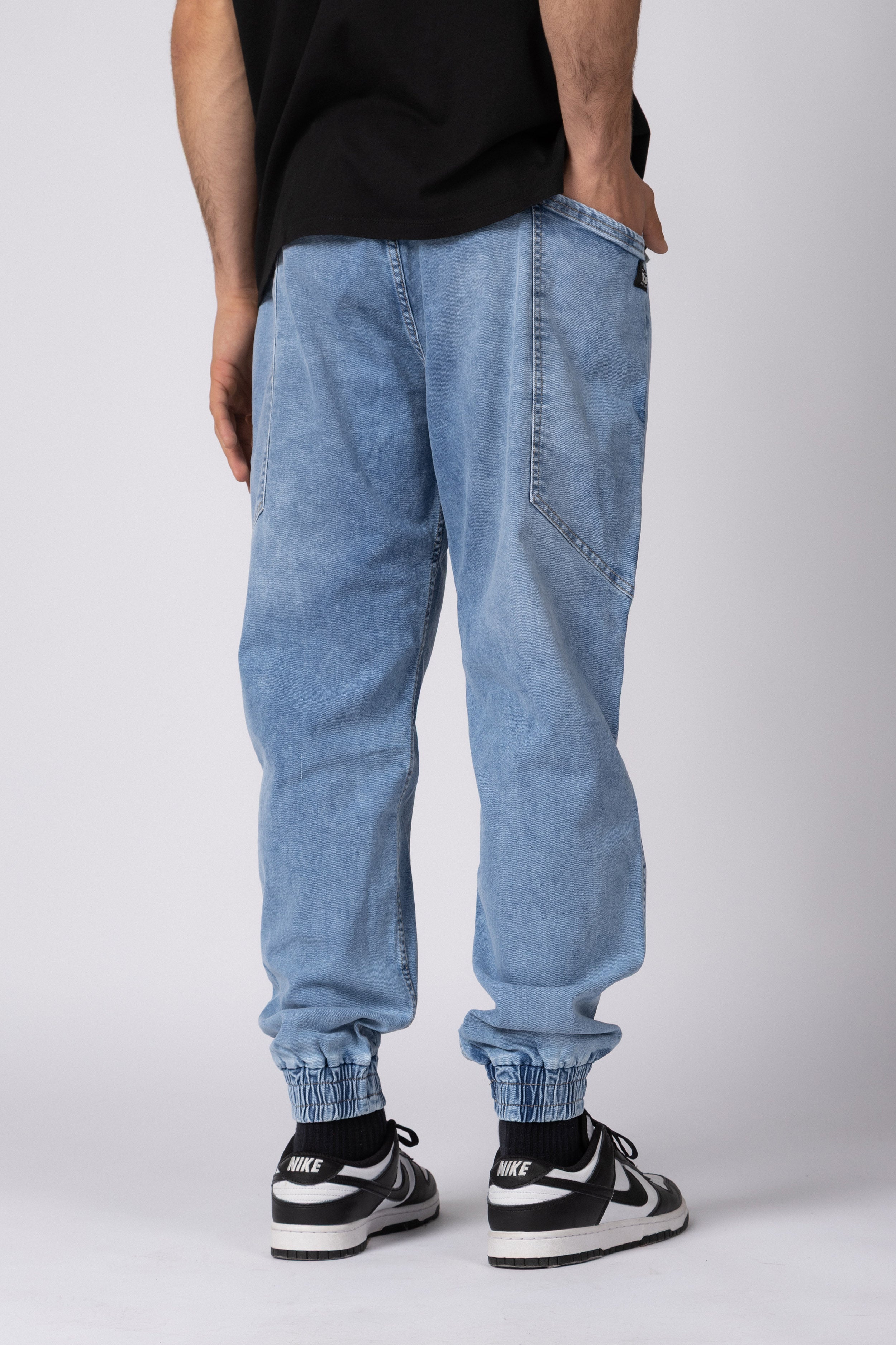 Jogjean Over Marcus Azul