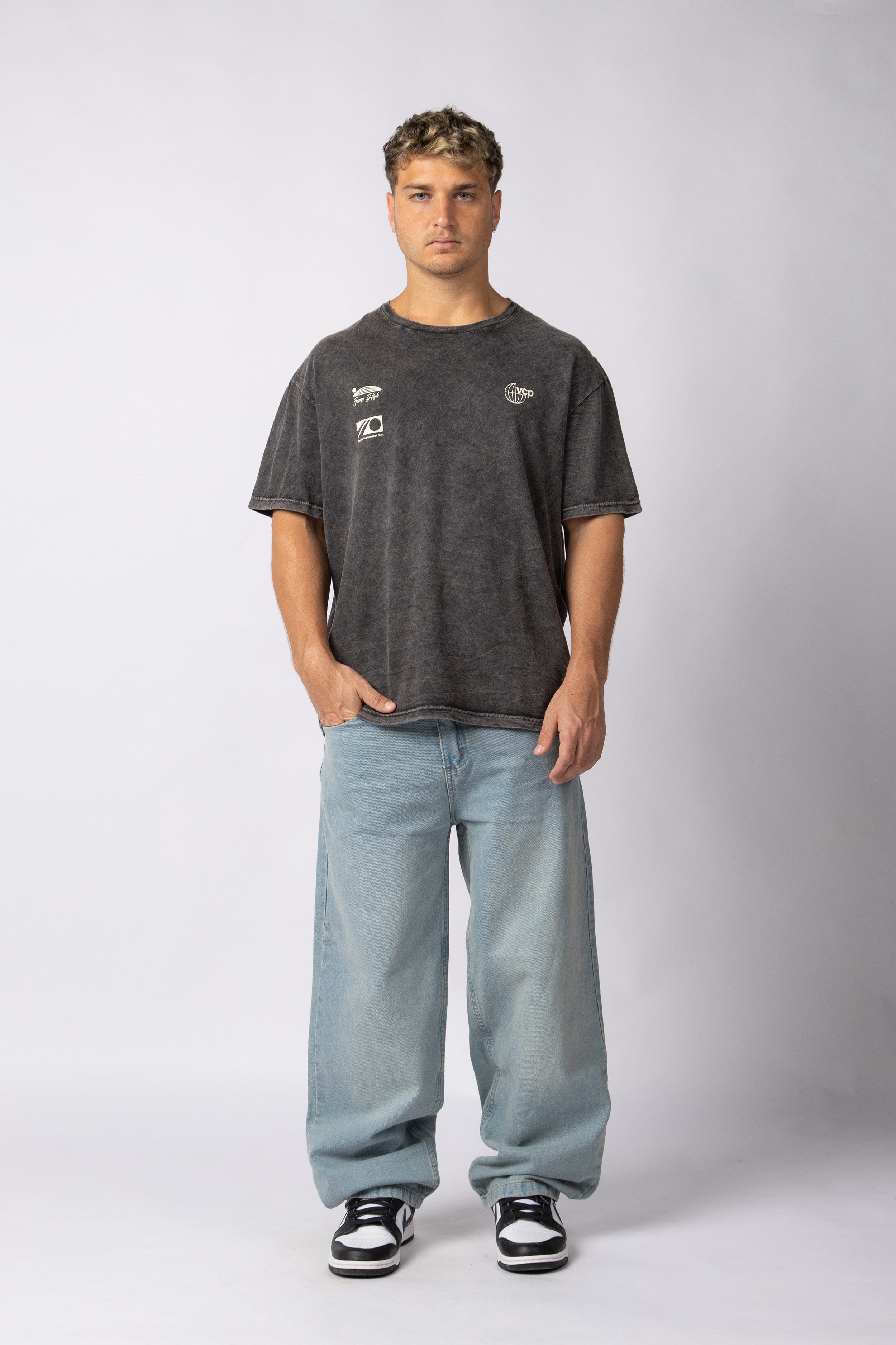 Remera DB Jump Negra