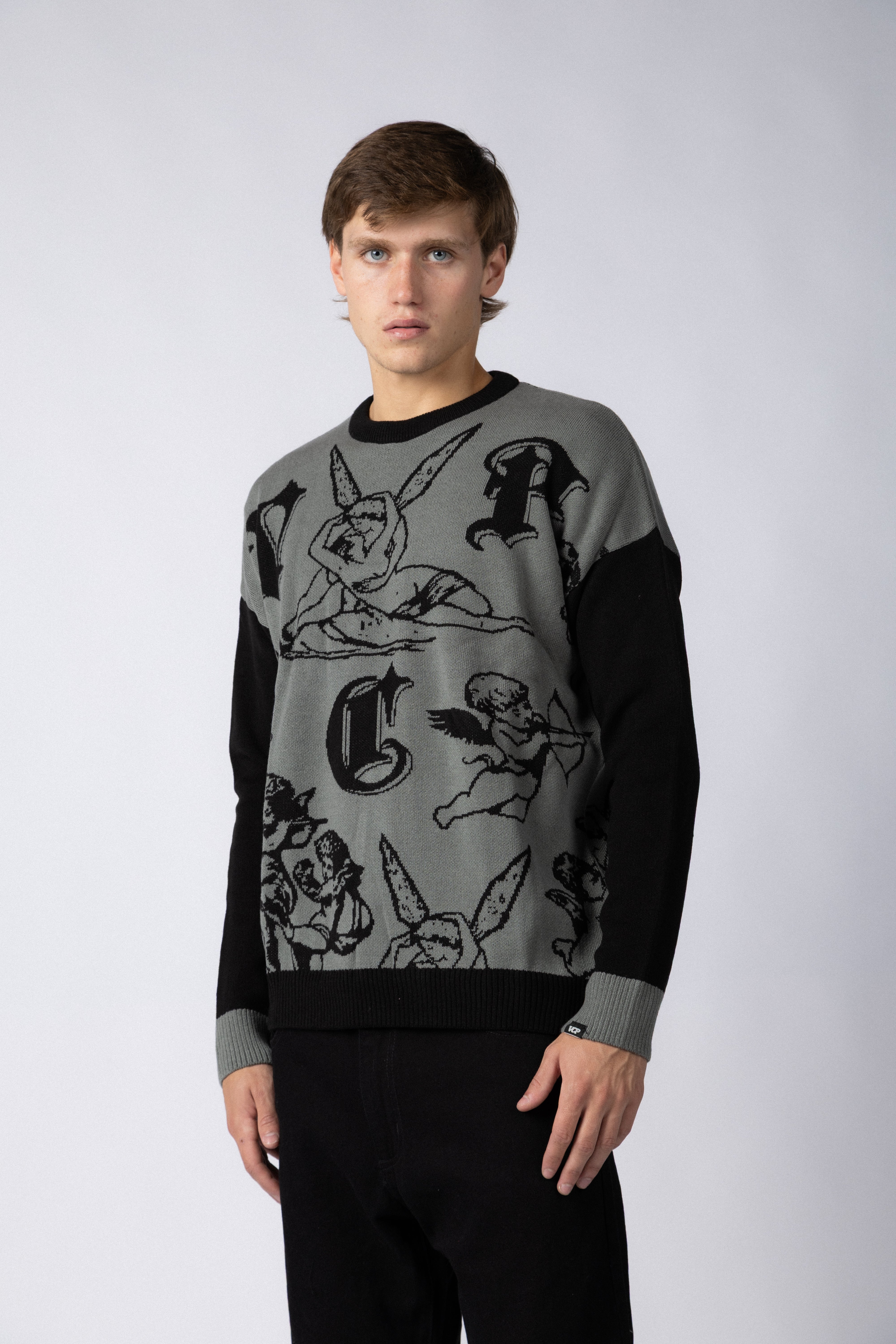 Sweater Over Olimpo