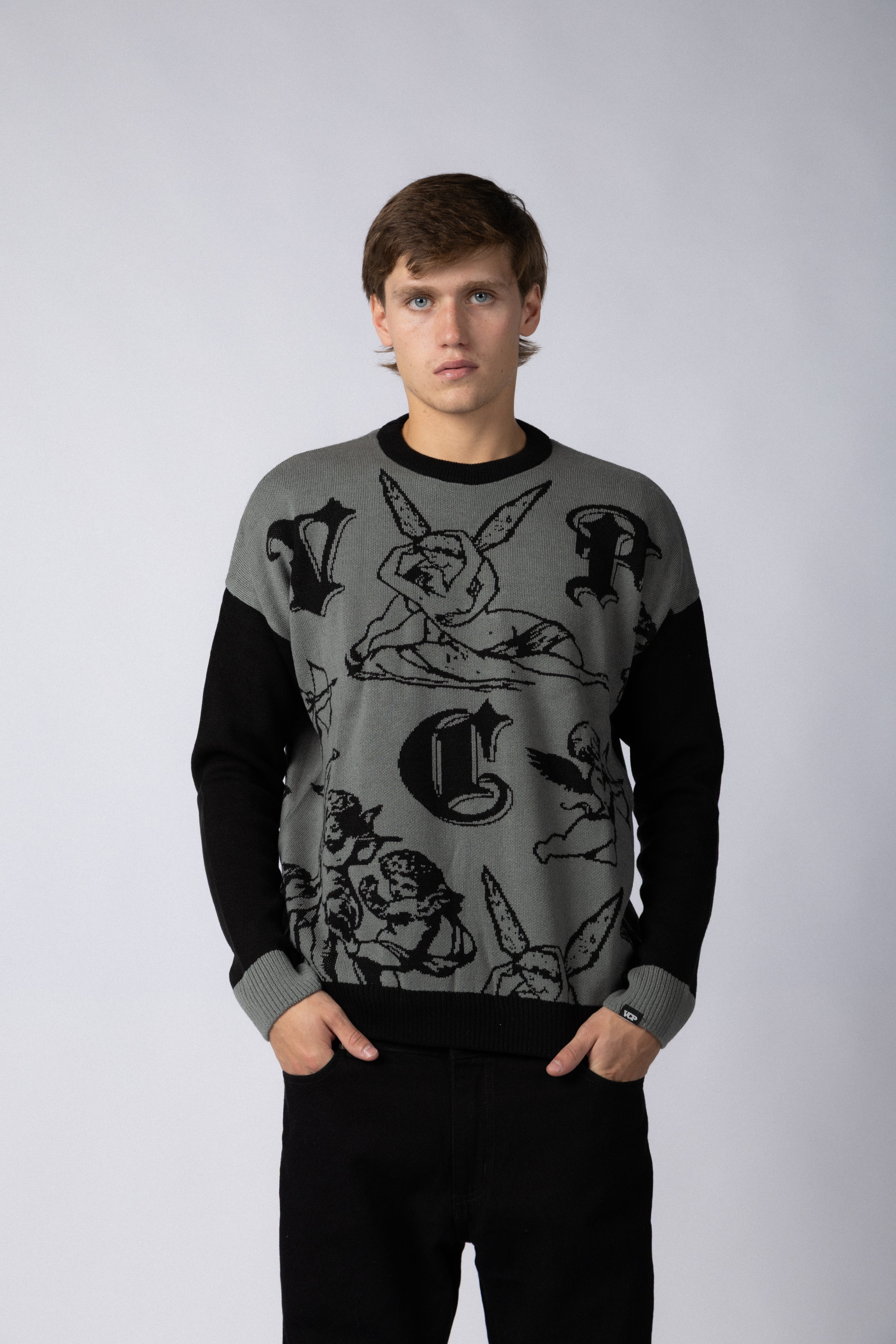 Sweater Over Olimpo
