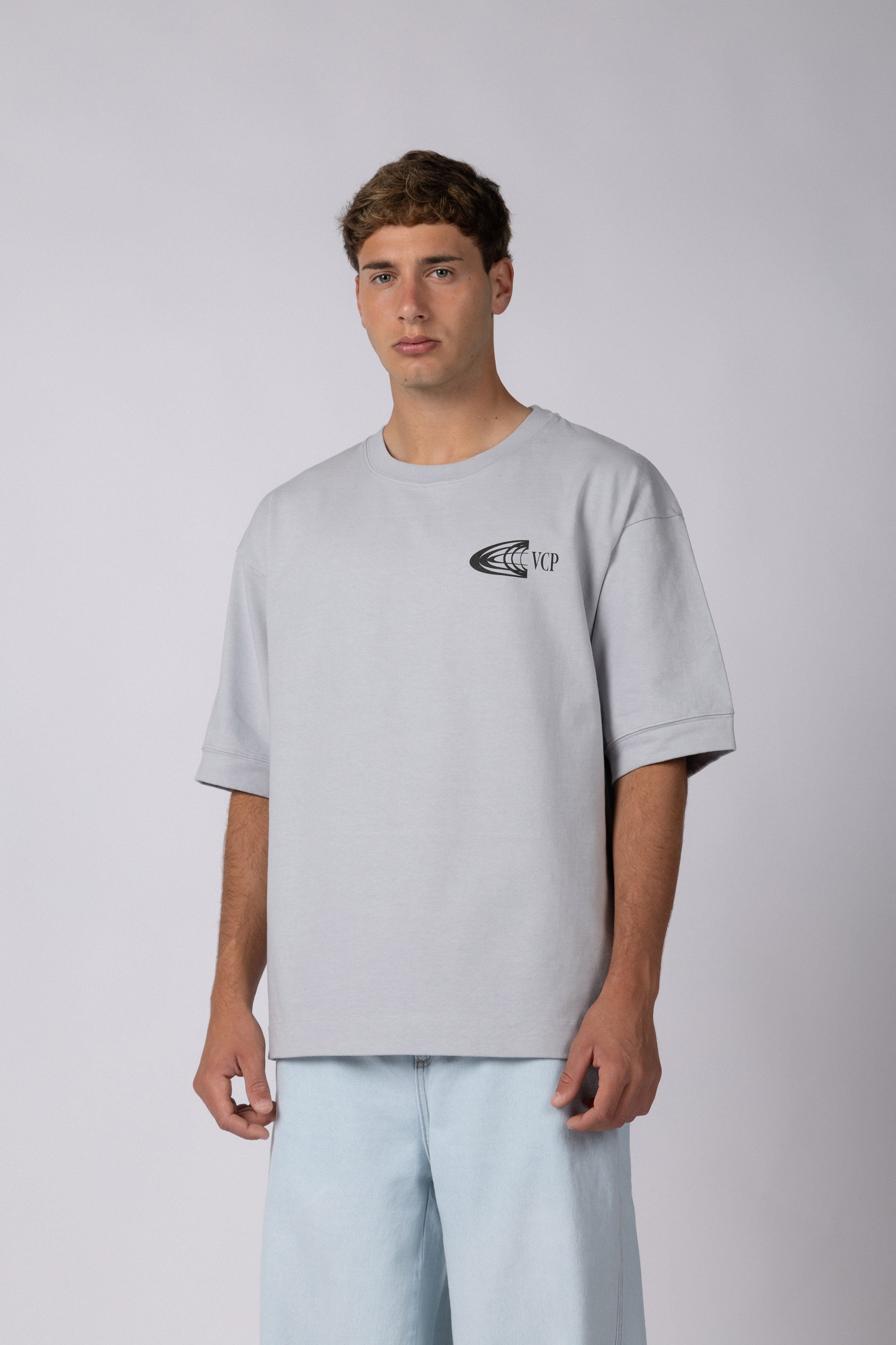 Remera HR Label Gris