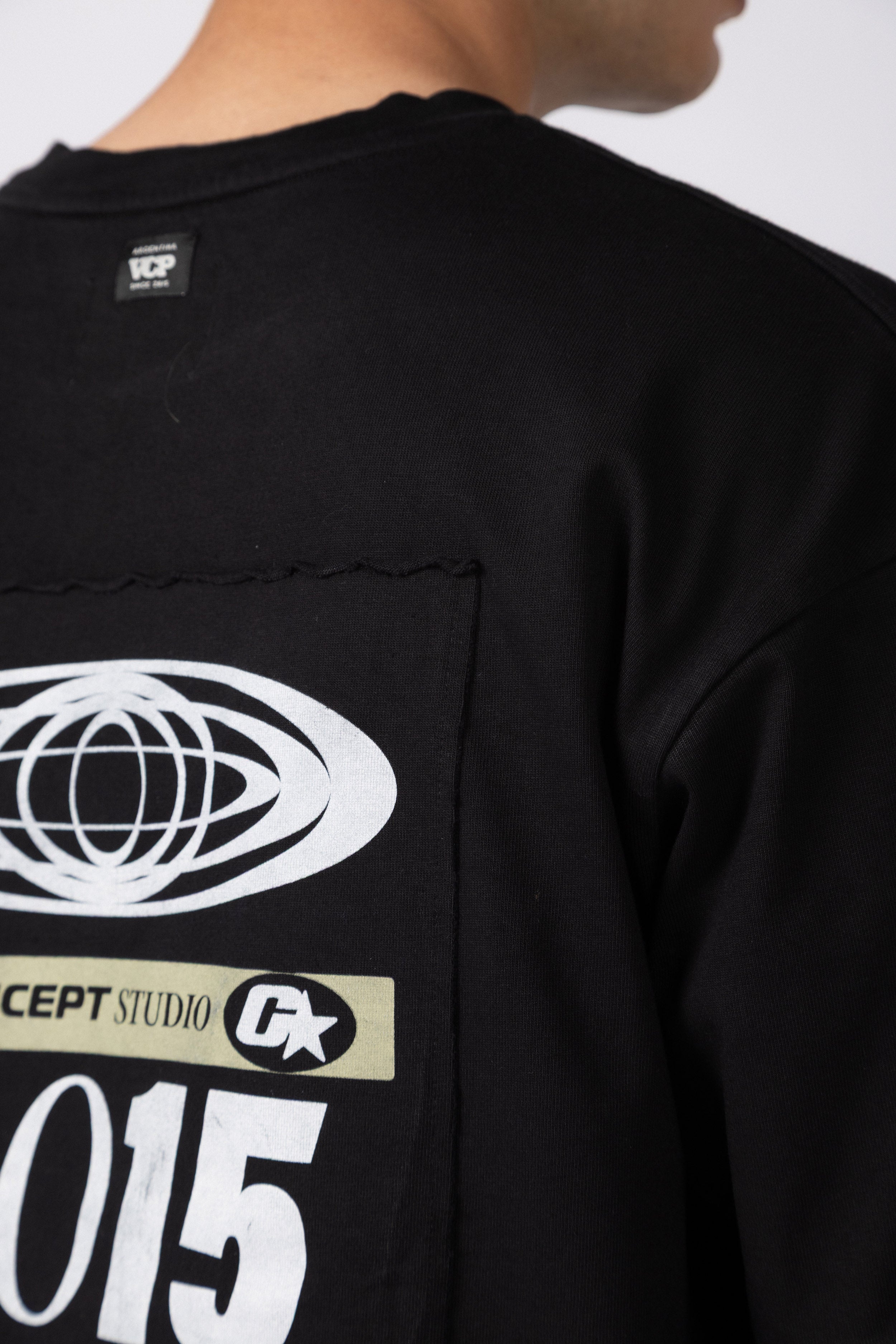 Remera HR Label Negra
