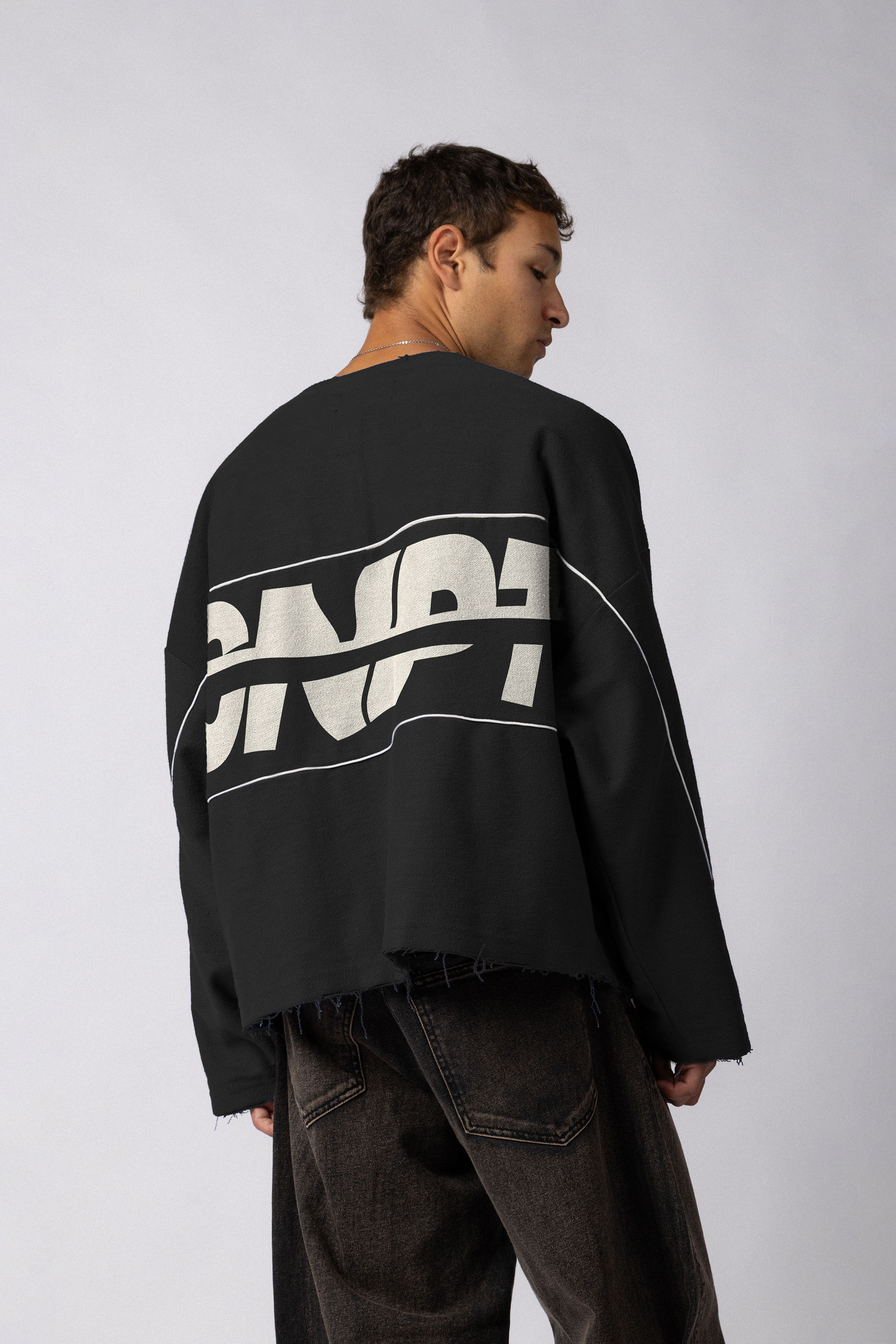 Buzo Brut Layer Negro