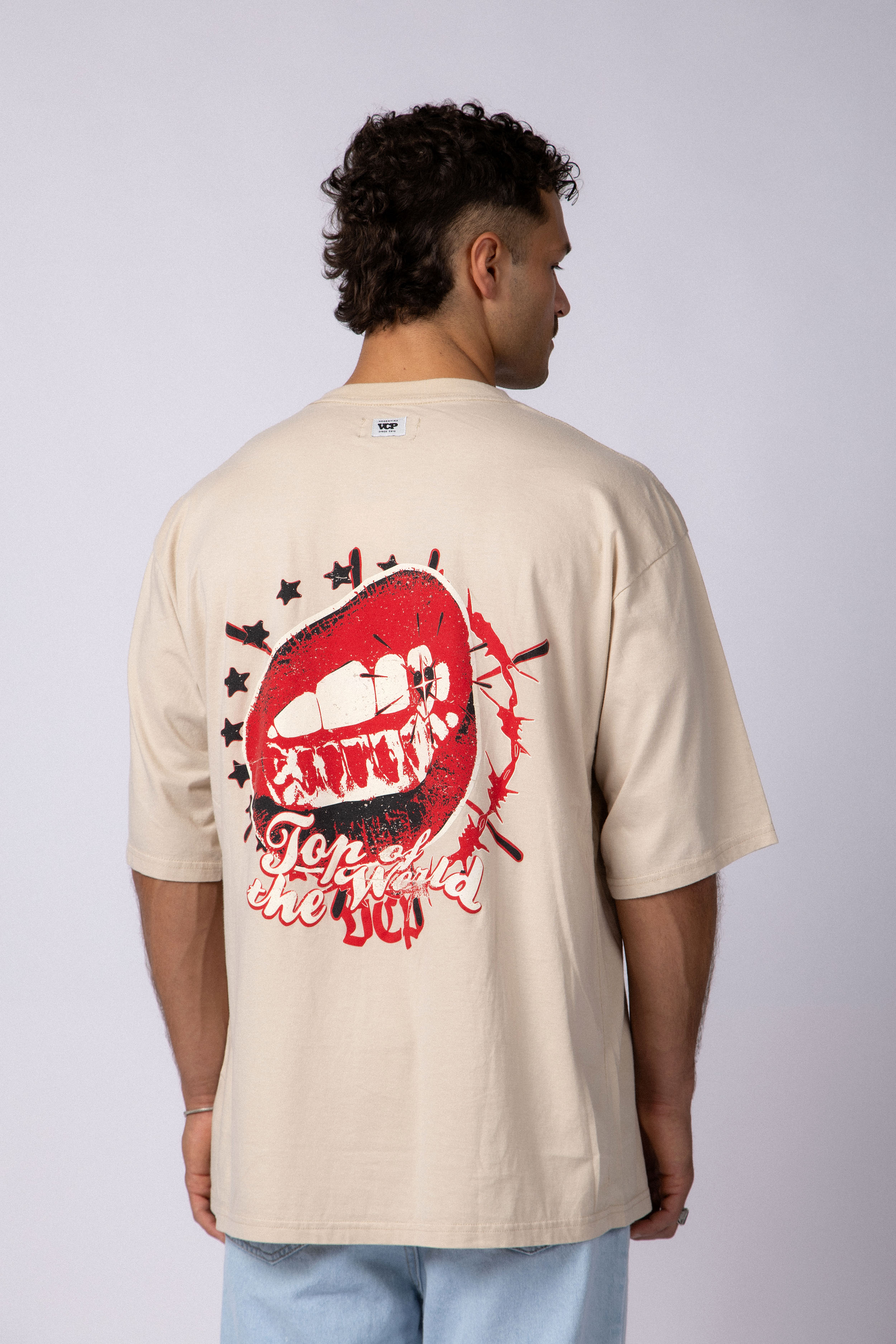 Remera Over Taz Lips Arena