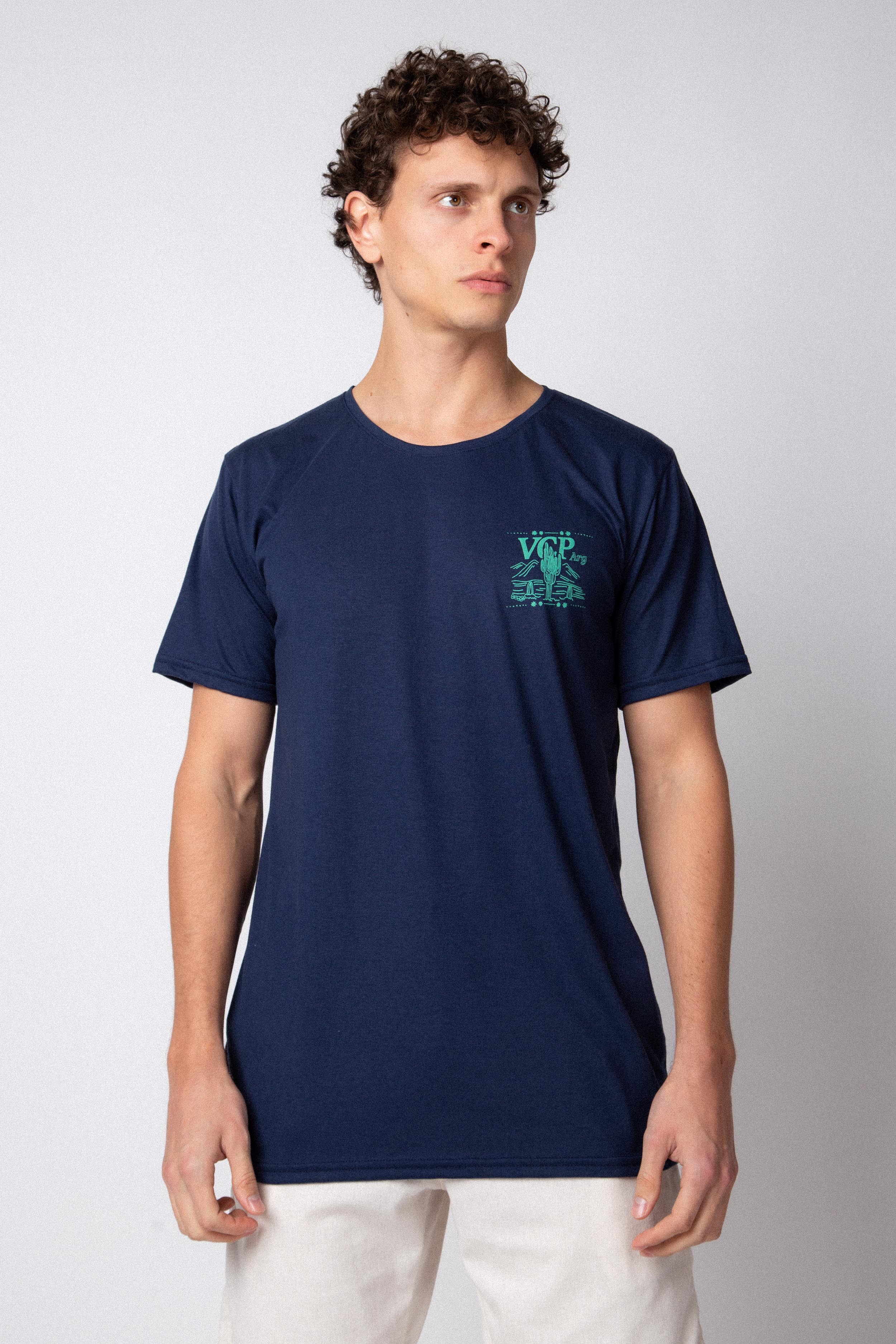 Remera Llama Marino