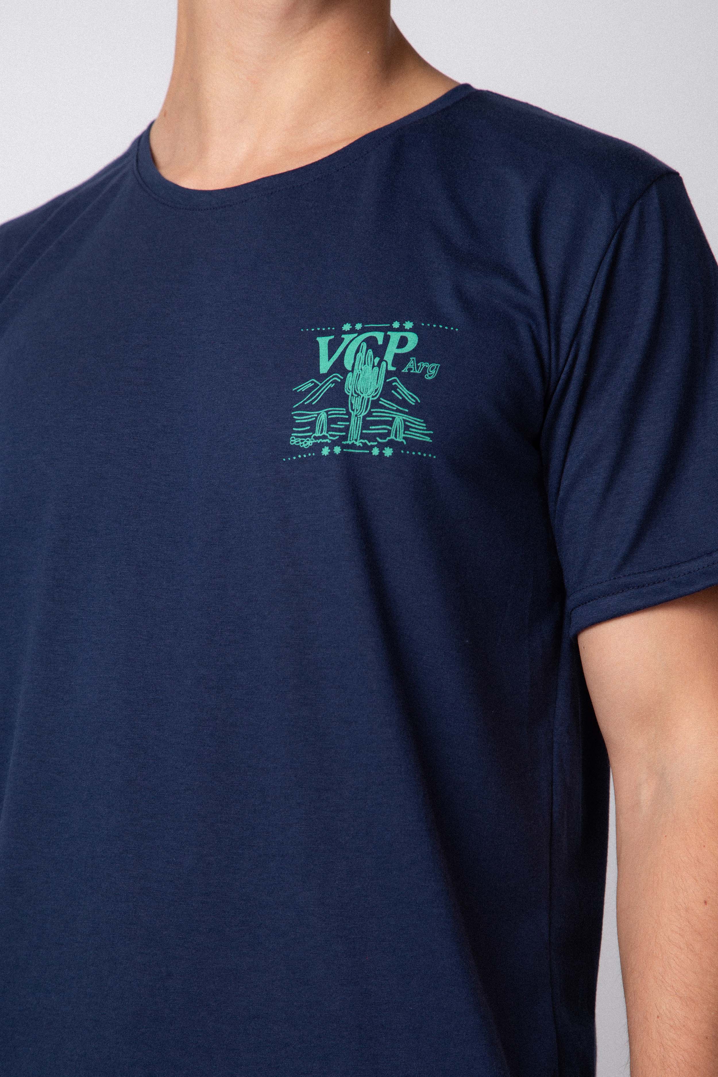 Remera Llama Marino