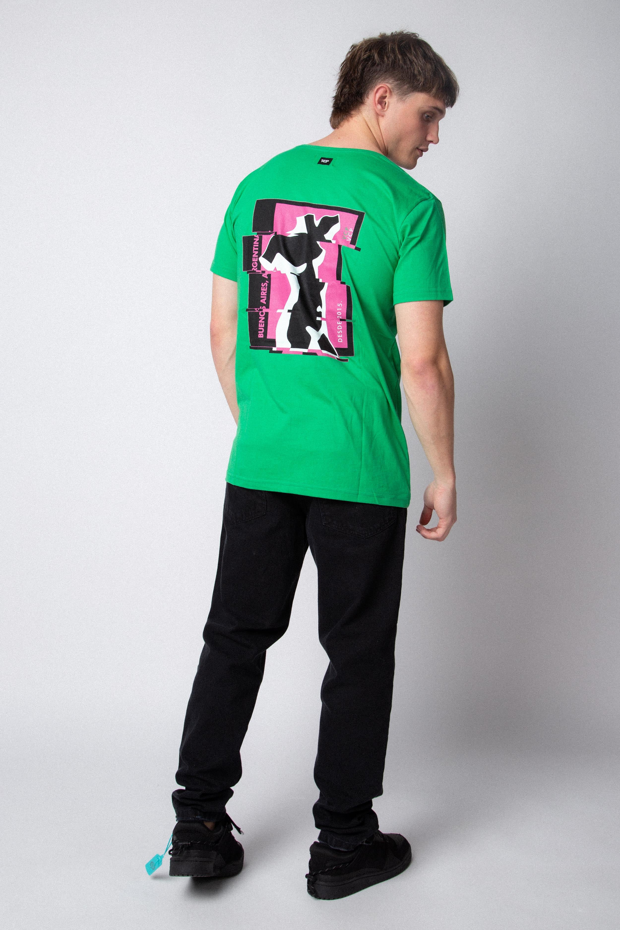 Remera Sculp Verde
