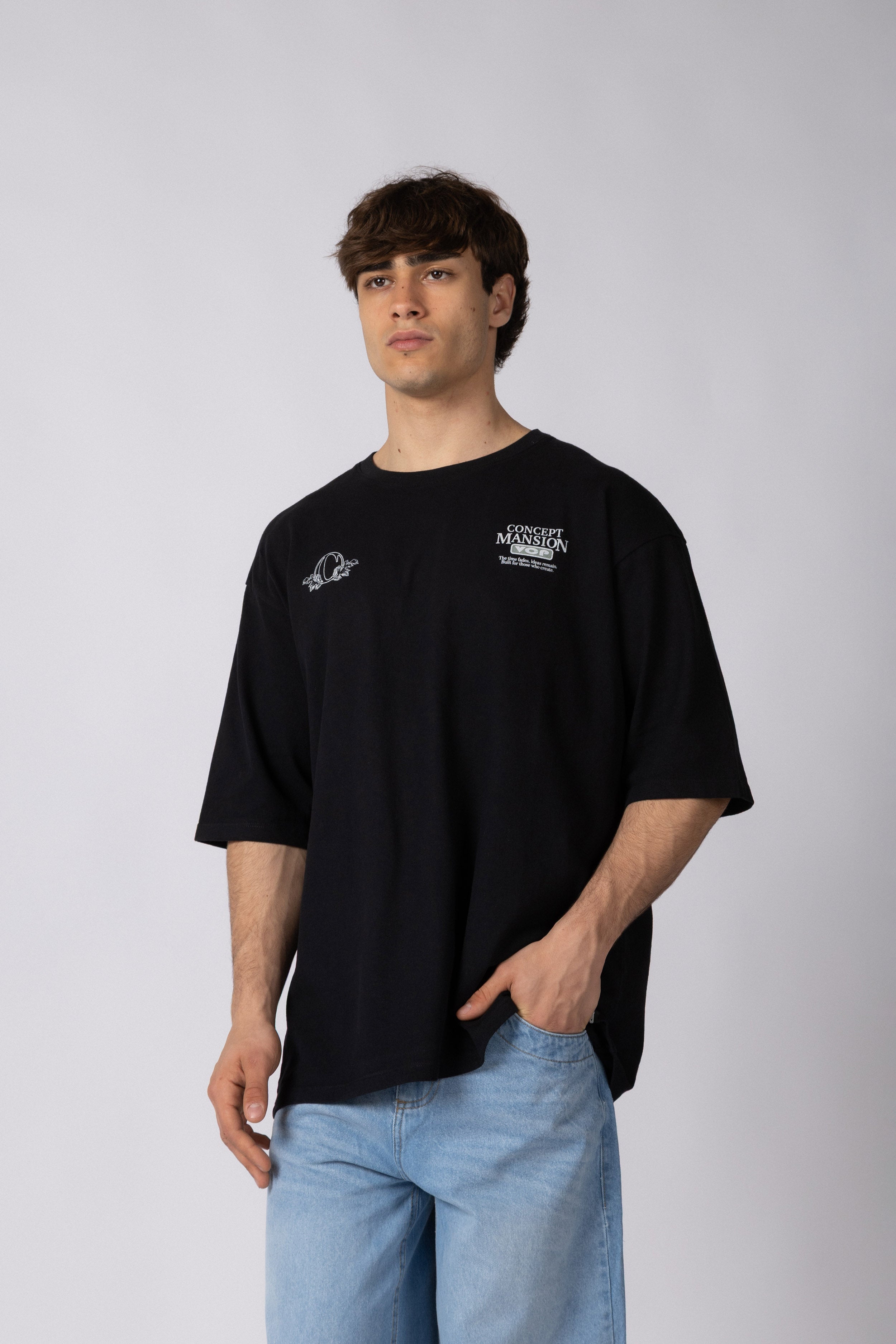 Remera Over Rhy Mansion Negra